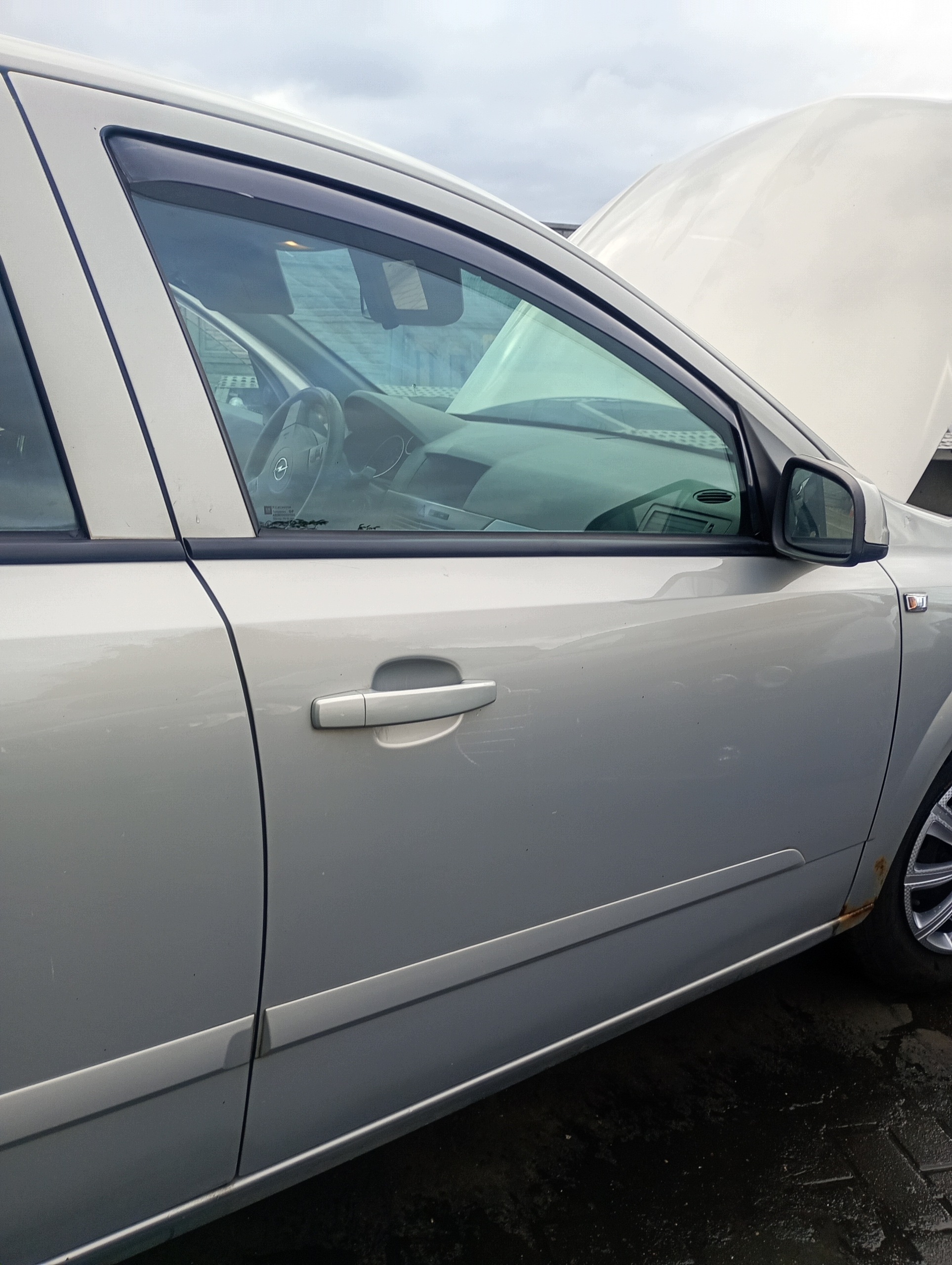 door right front front Opel Astra H 04-10 kod lakieru Z167