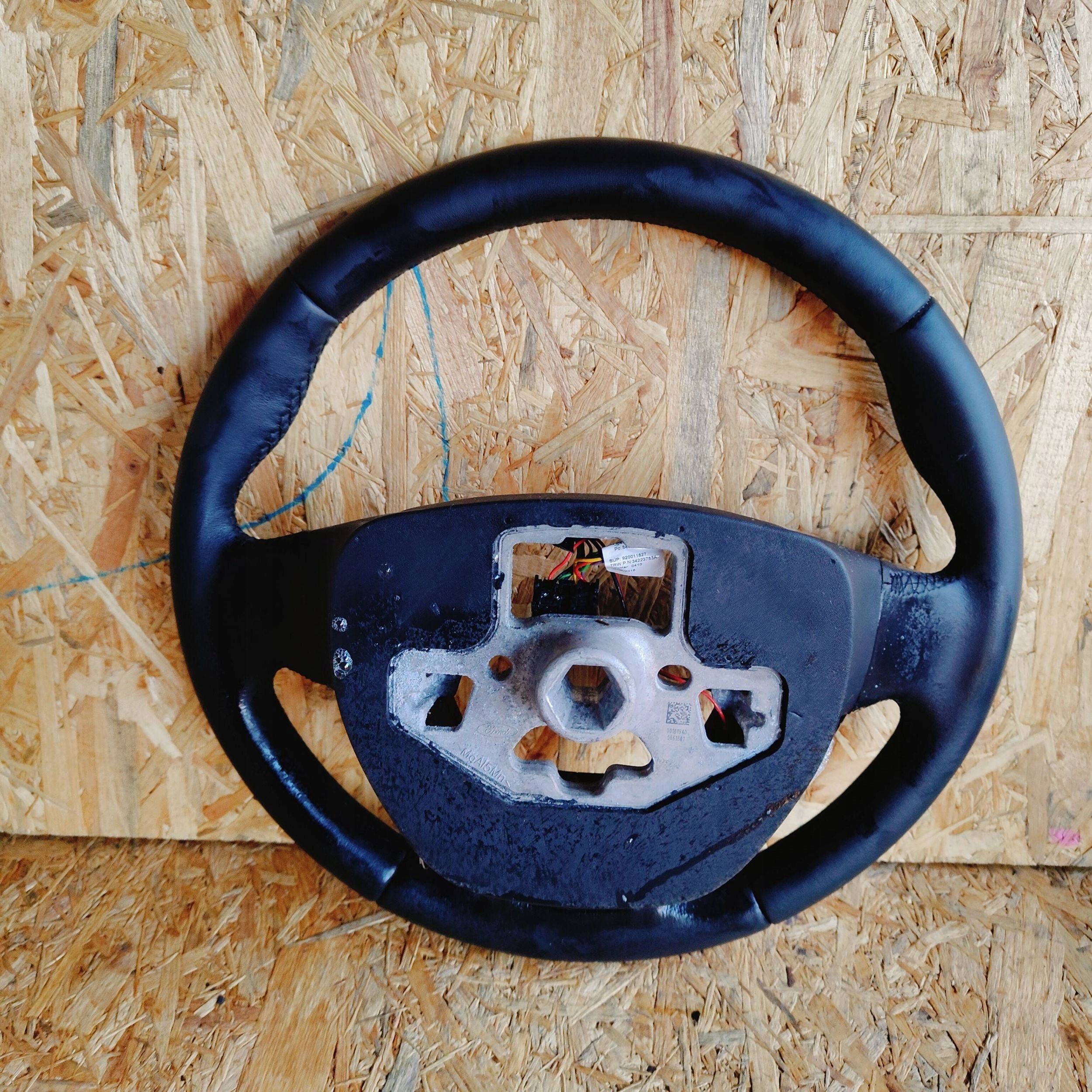 lenkrad Ford Ecosport Cgn153600