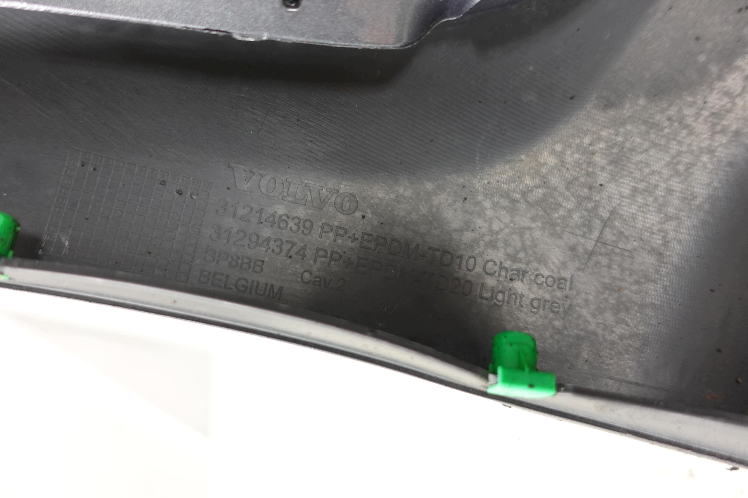 bumper front front VOLVO C30 LIFT 10-13 FL 2010- 2013 31214635