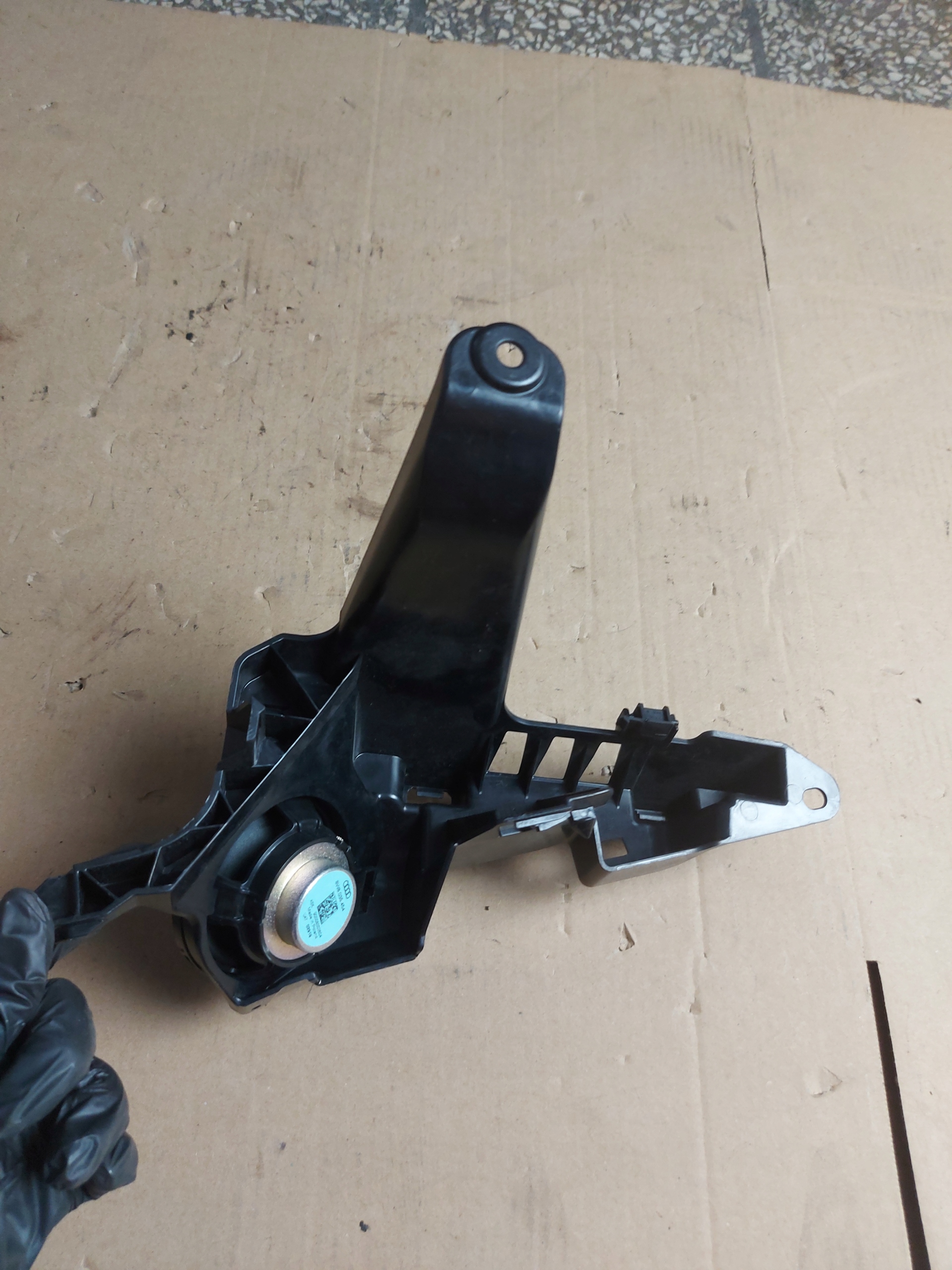 bracket holder speaker right AUDI A5 B9 Sportback 8W8 F5A OE EU