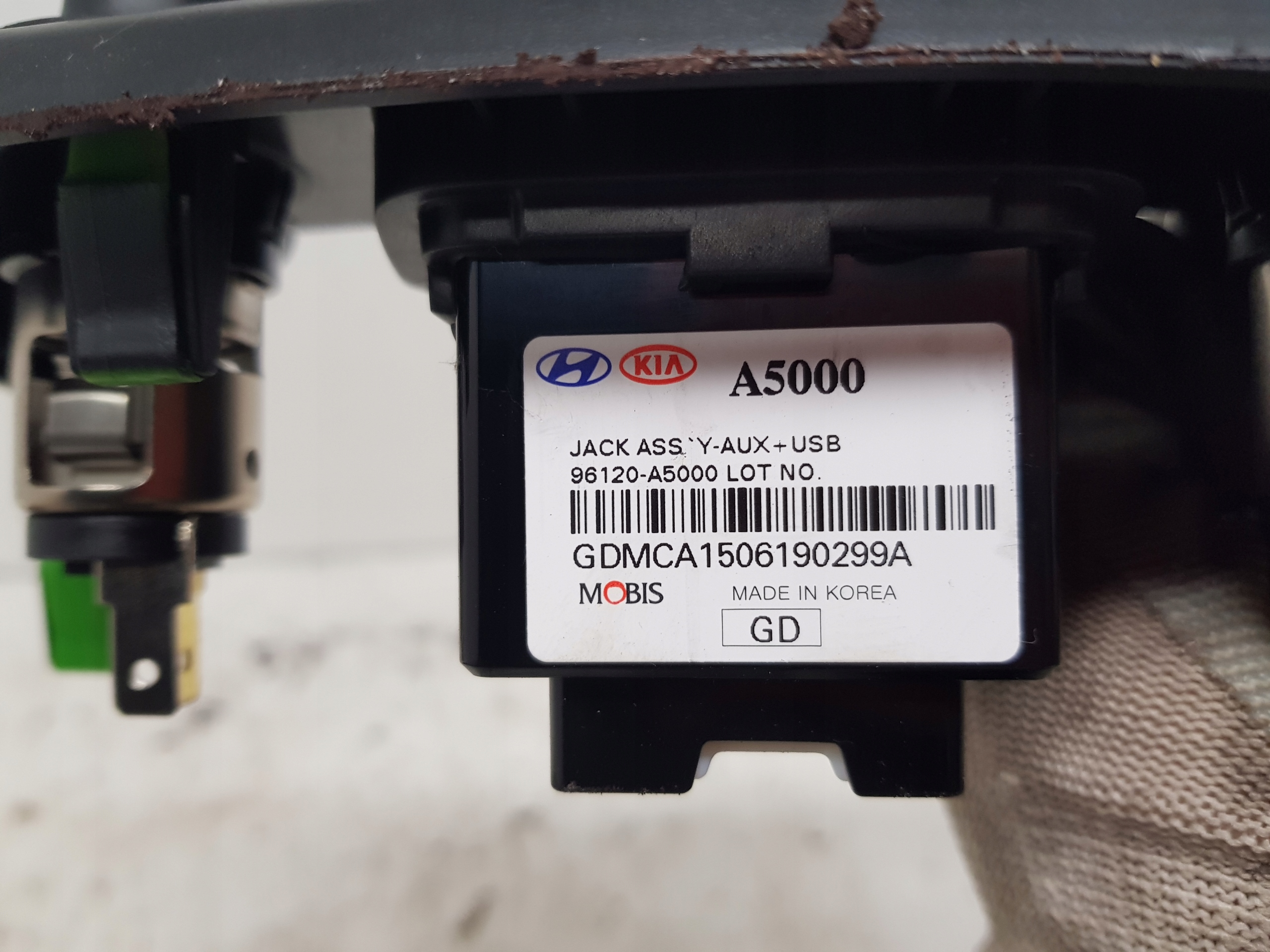 HYUNDAI I30 II adapter AUX USB IPOD 96120-A5000