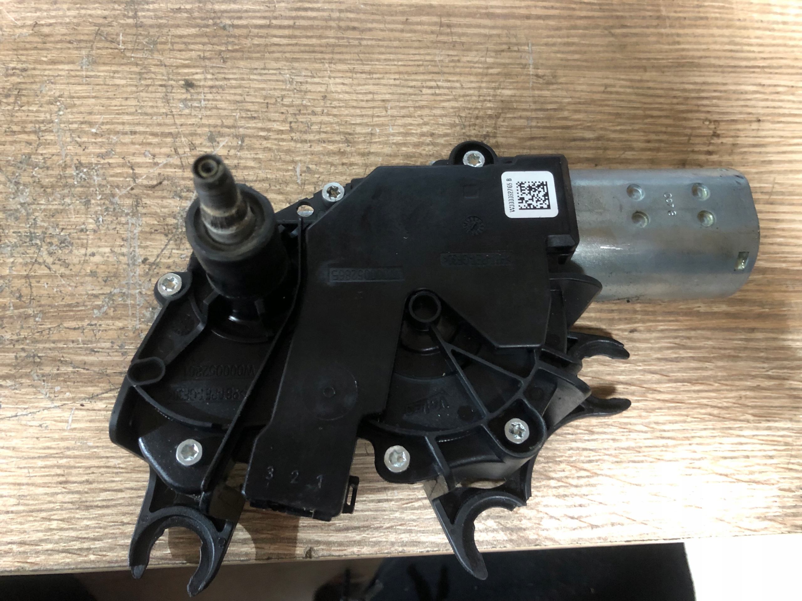 SILNICZEK SZYBERDACHU MERCEDES VITO 4479061600 Part manufacturer Mercedes Benz OE