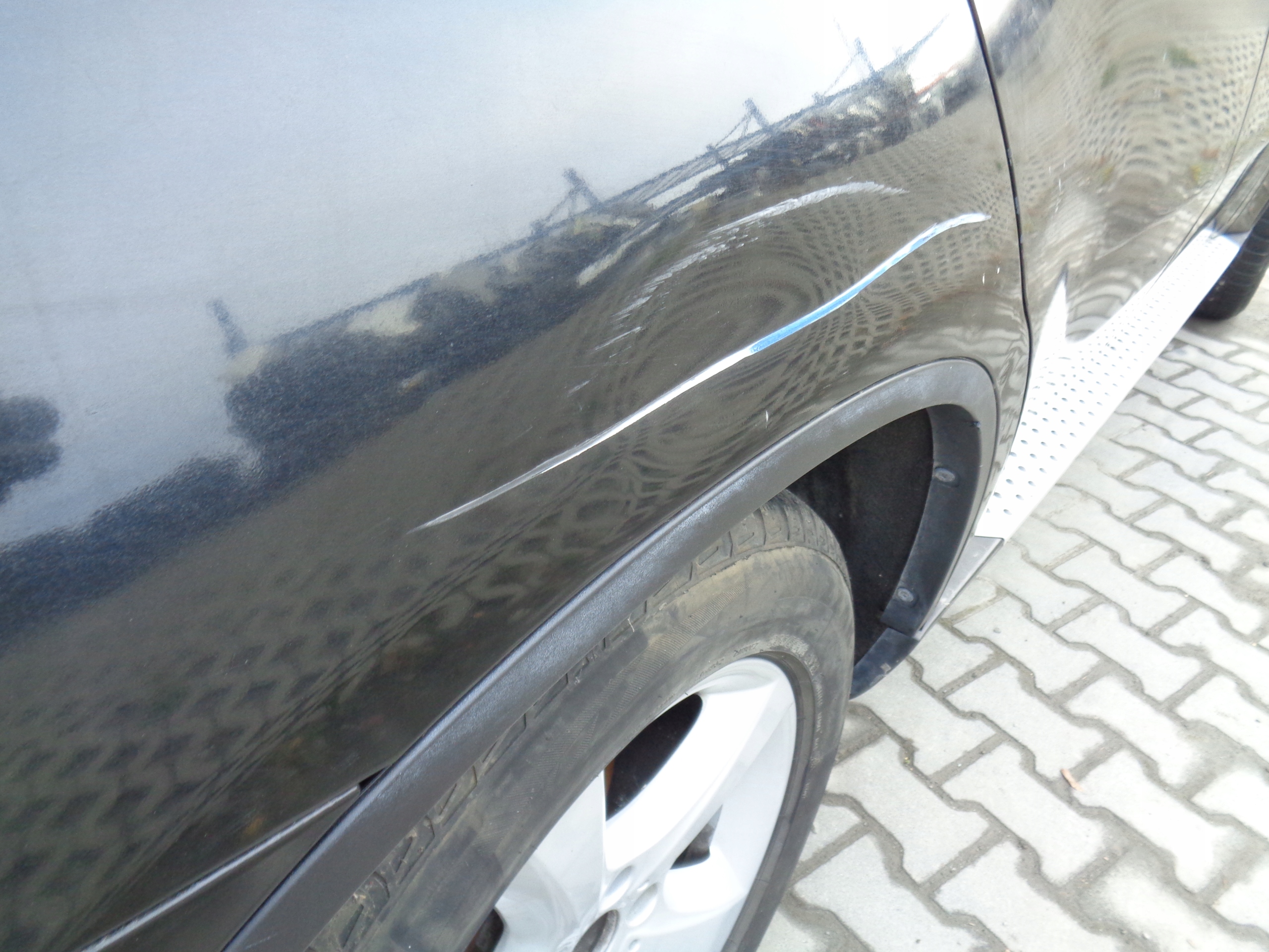 BMW X6 E71 PARAFANGO LONGHERONE DESTRO POSTERIORE POSTERIORE 07-14R