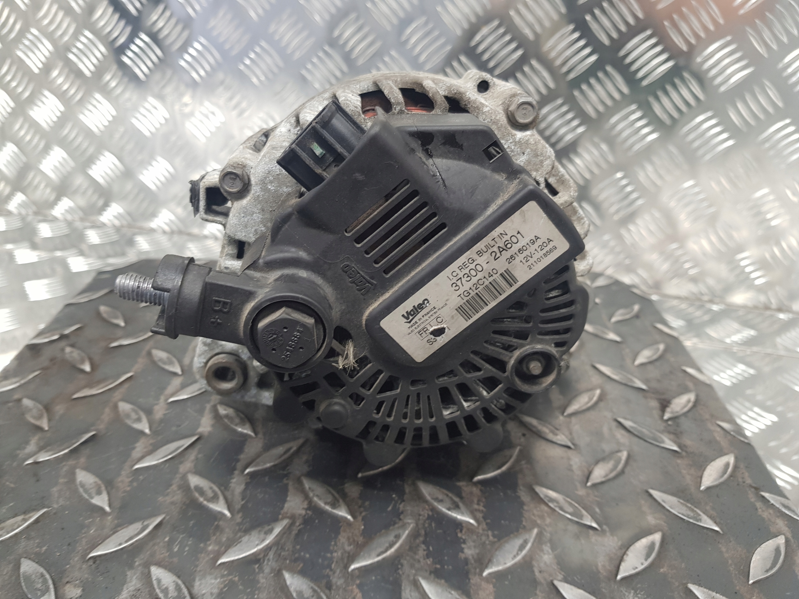 alternatore KIA CEED 37300-2A601 1.6crdi