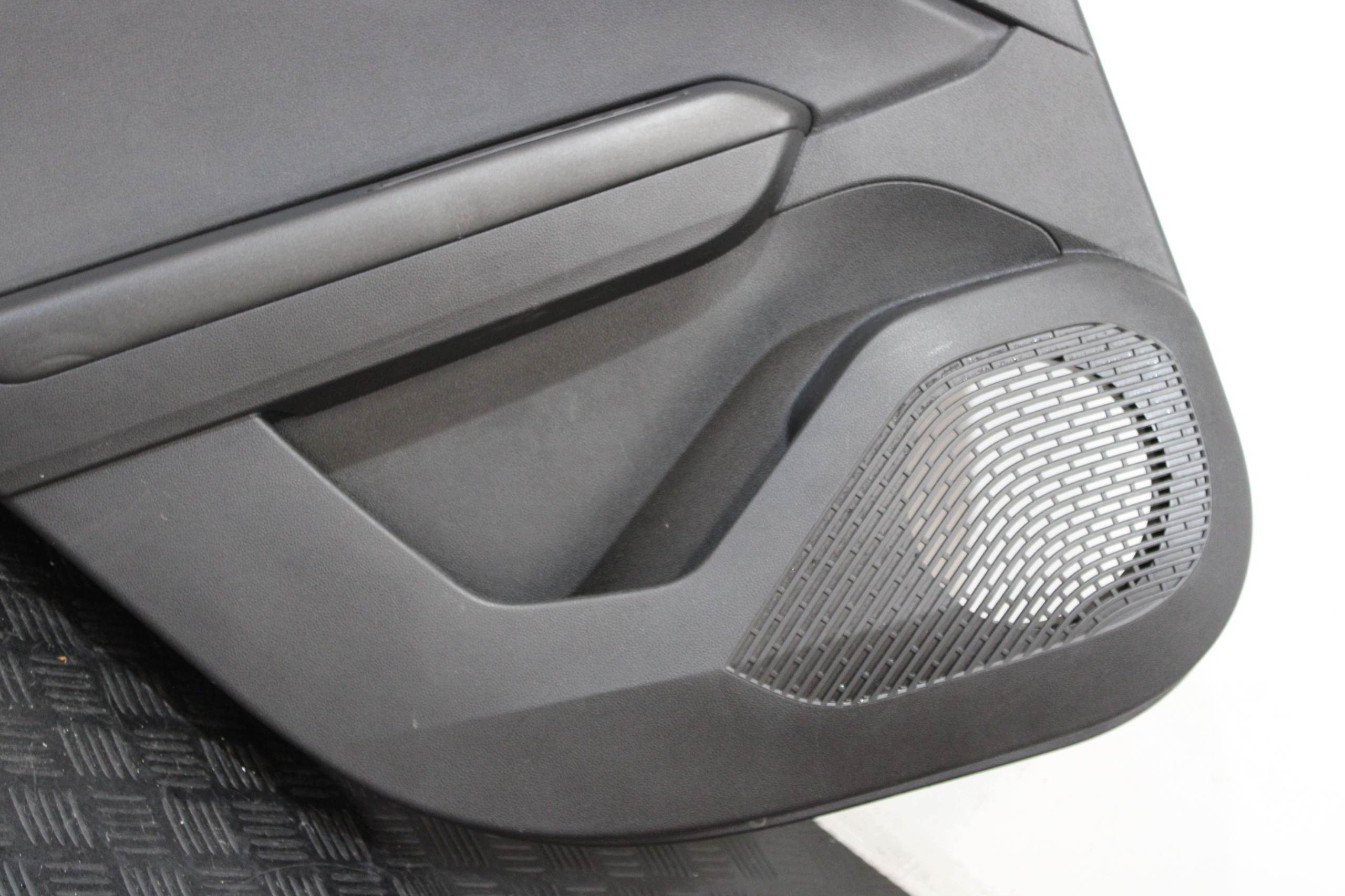 upholstery side door left rear part RENAULT CAPTUR II 2 2020 ROK