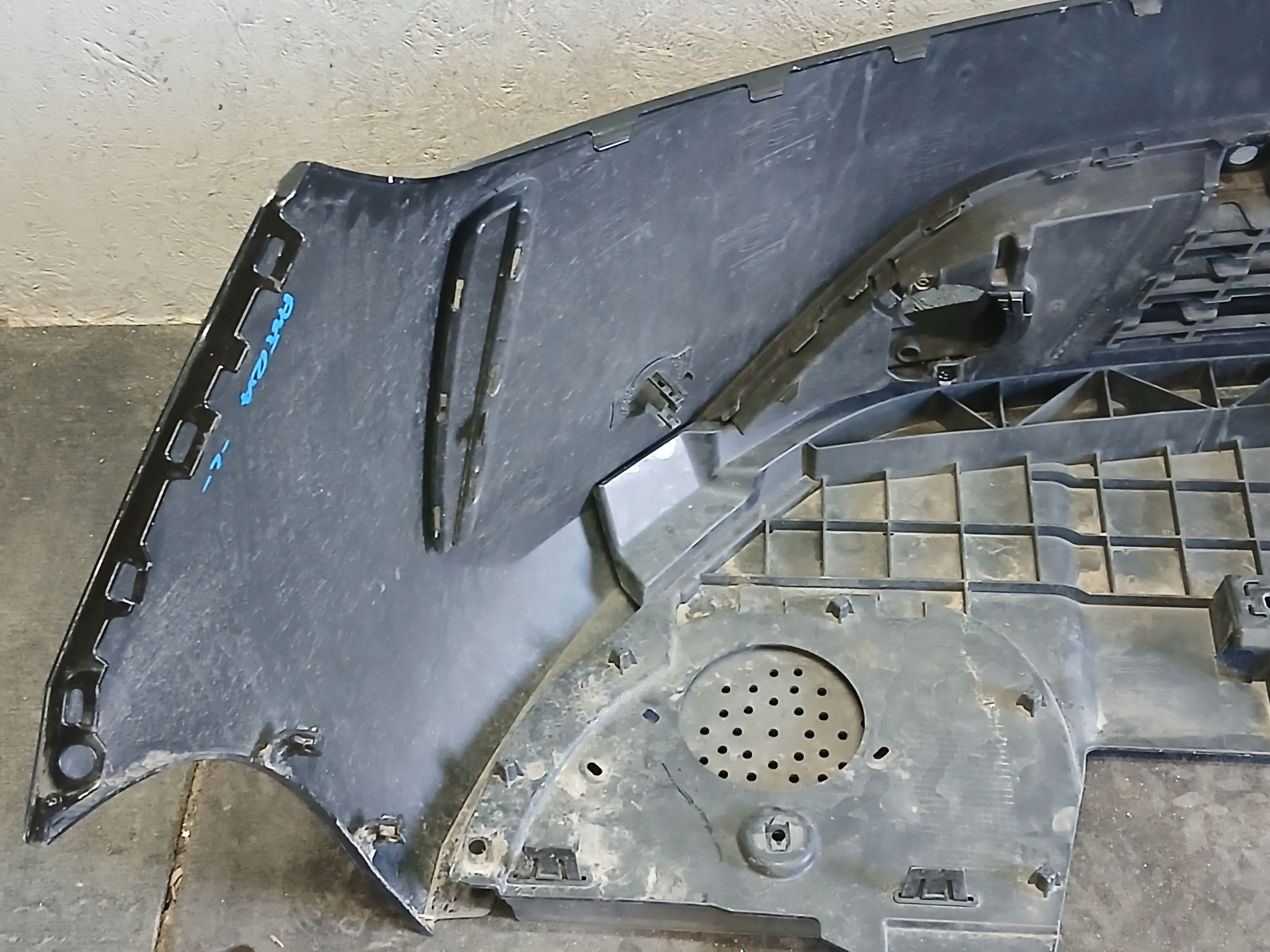 nárazník předek OPEL ASTRA L VI 6