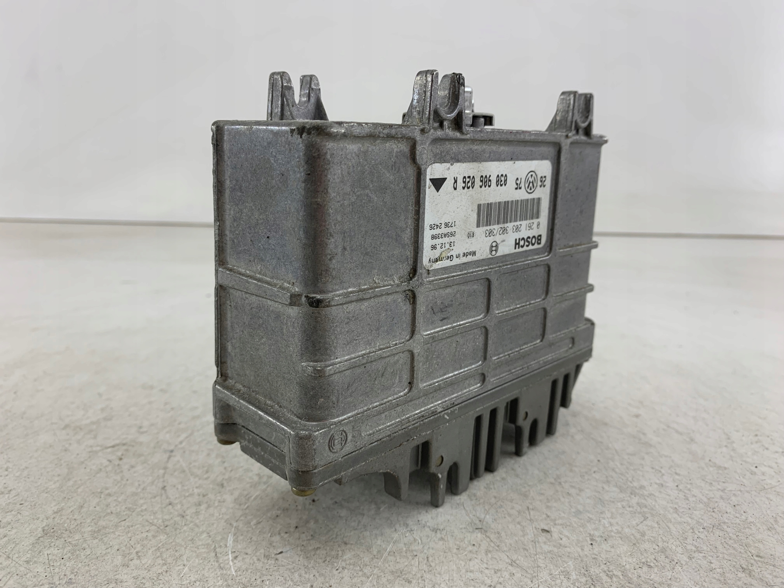 VW GOLF III 1.4 unité de commande électronique uce moteur 030906026R