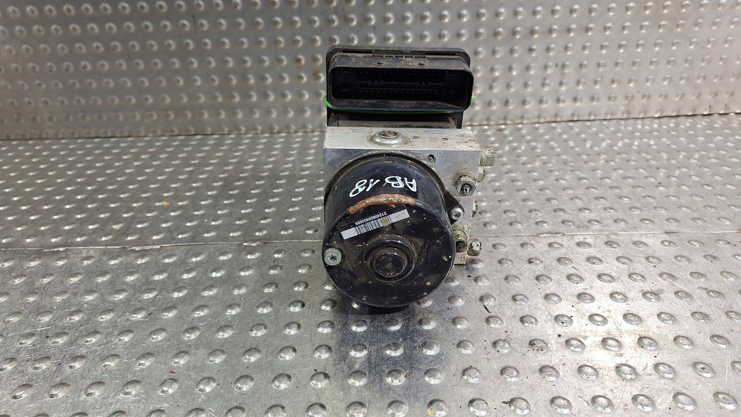 Pompe Unité de contrôle ABS 6789301 6789300 BMW E81 E87 E90 E91 E92 E93