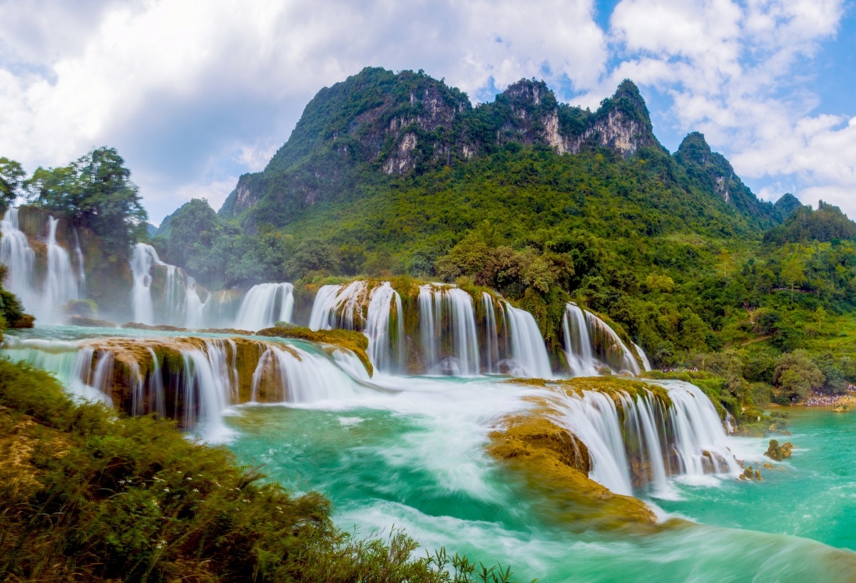 

Tapeta Flizelinowa Wodospad Ban Gioc - 104x70