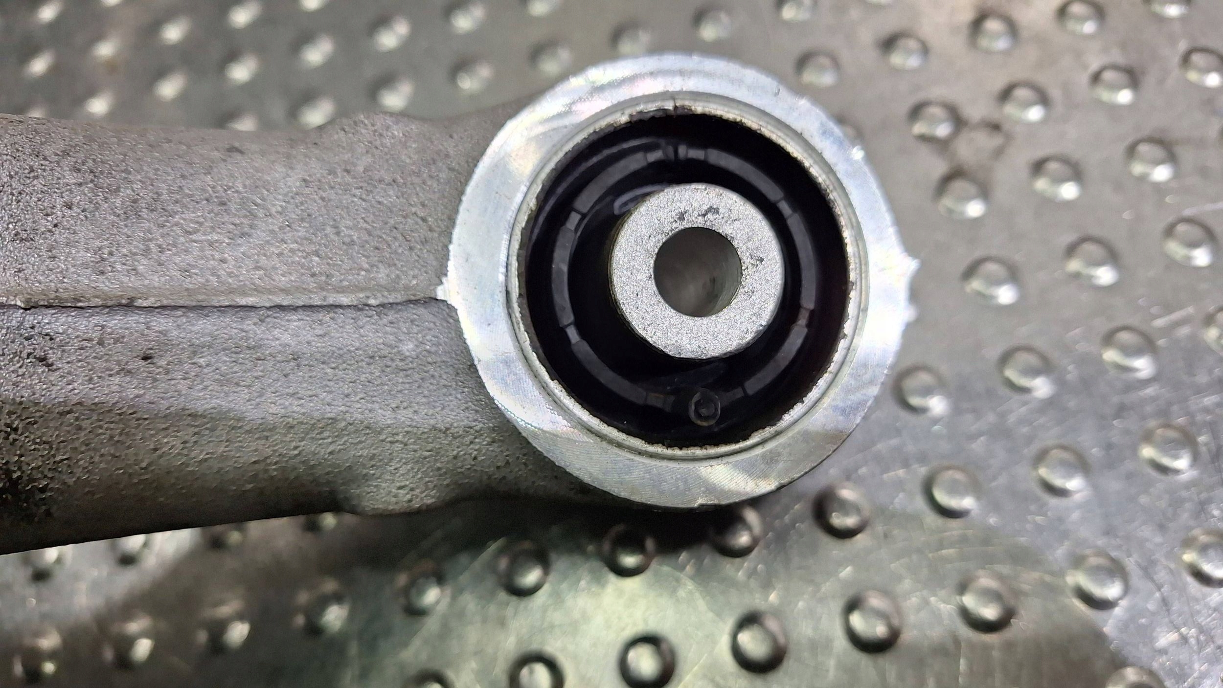 Querlenker Achsträgers links heck 8K0505311J AUDI A4 B8 A5 8T Original