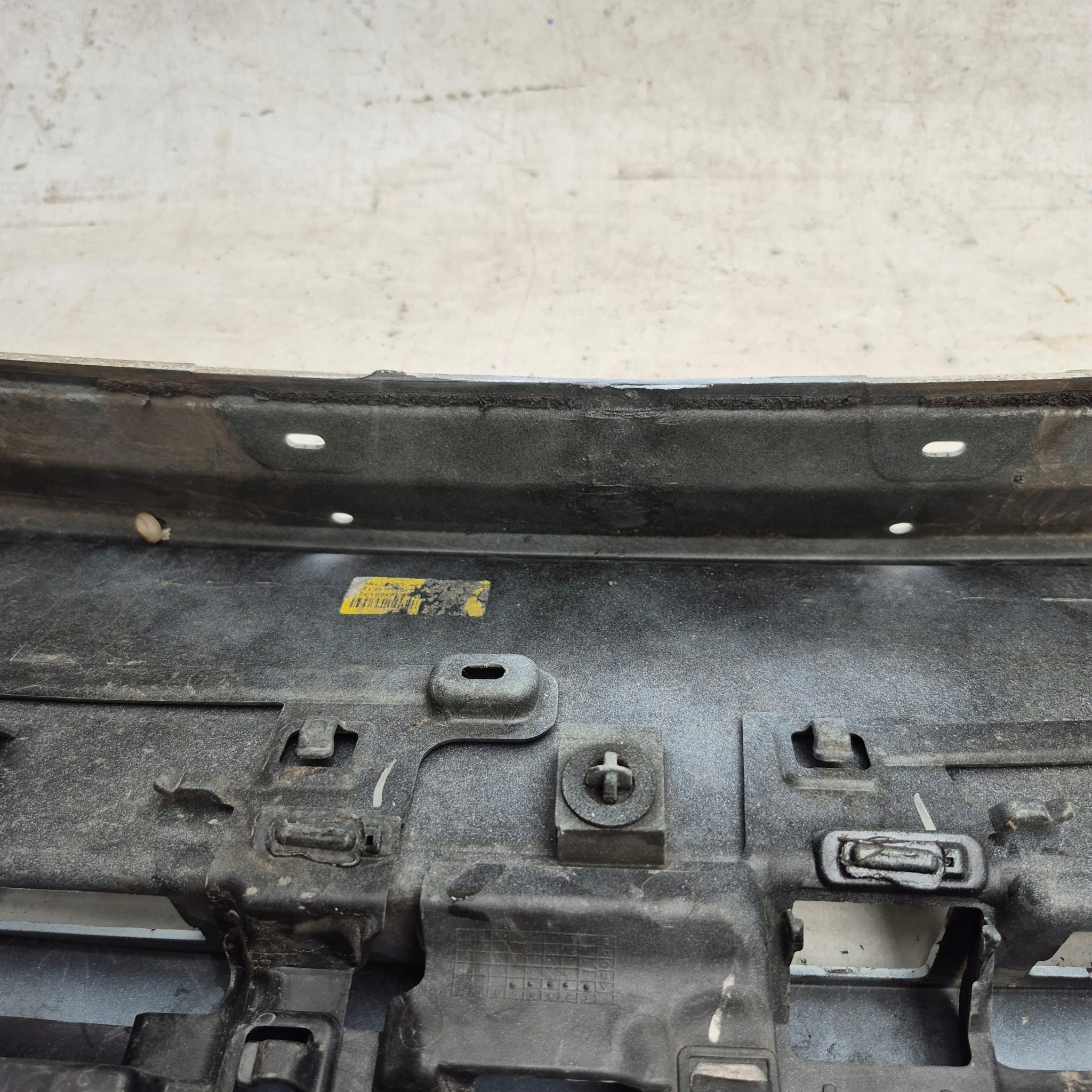 RENAULT CLIO IV KOMBI 12- cap boot door 848109121R