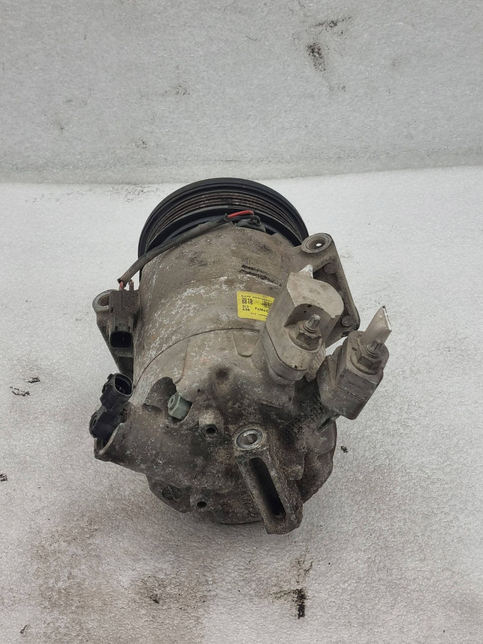 compressor compressor; of the air conditioning Ford 1.0 Ecoboost DV6119D629FE