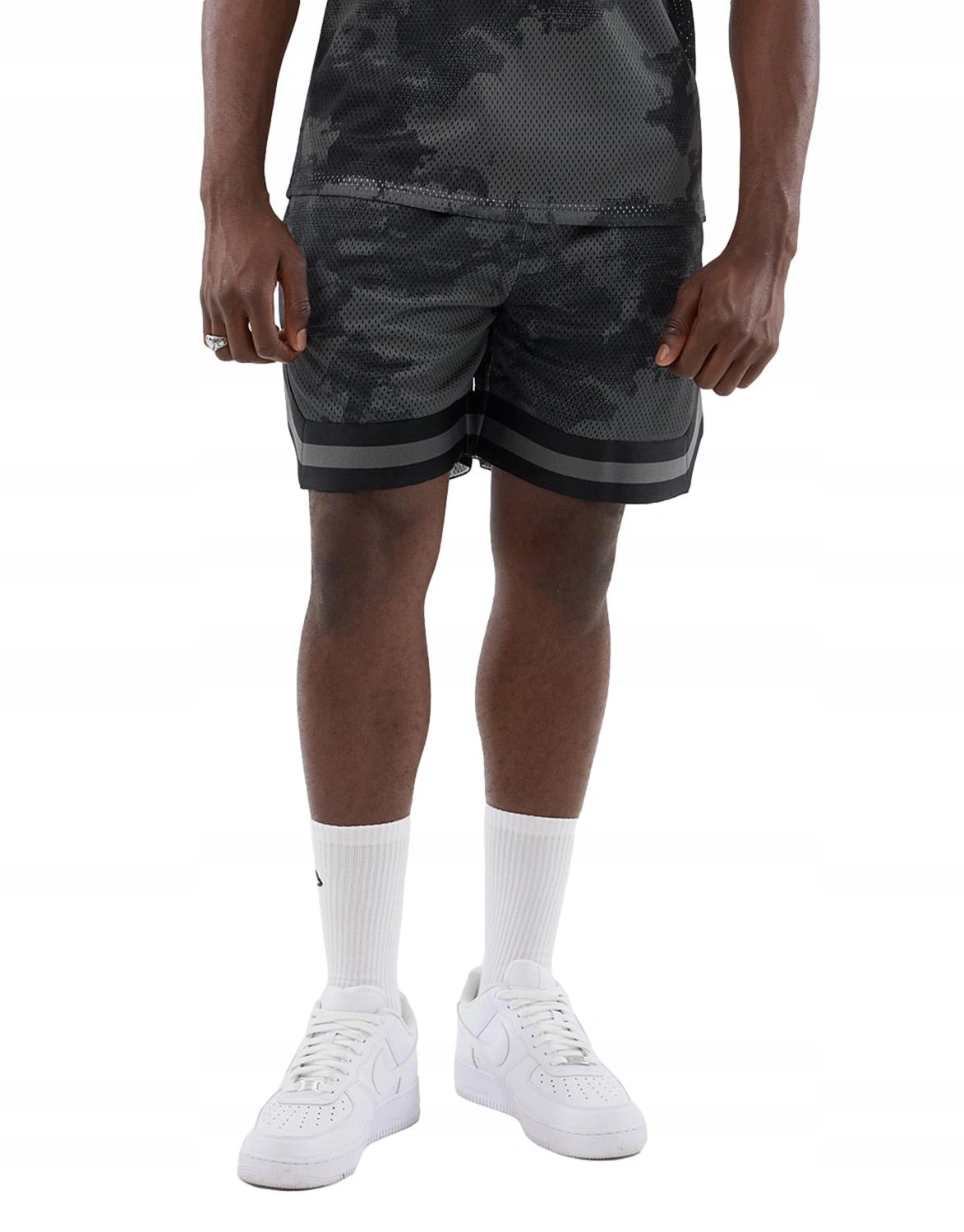 Kraťasy krátké New Era šortky Camo oversize polyester černé
