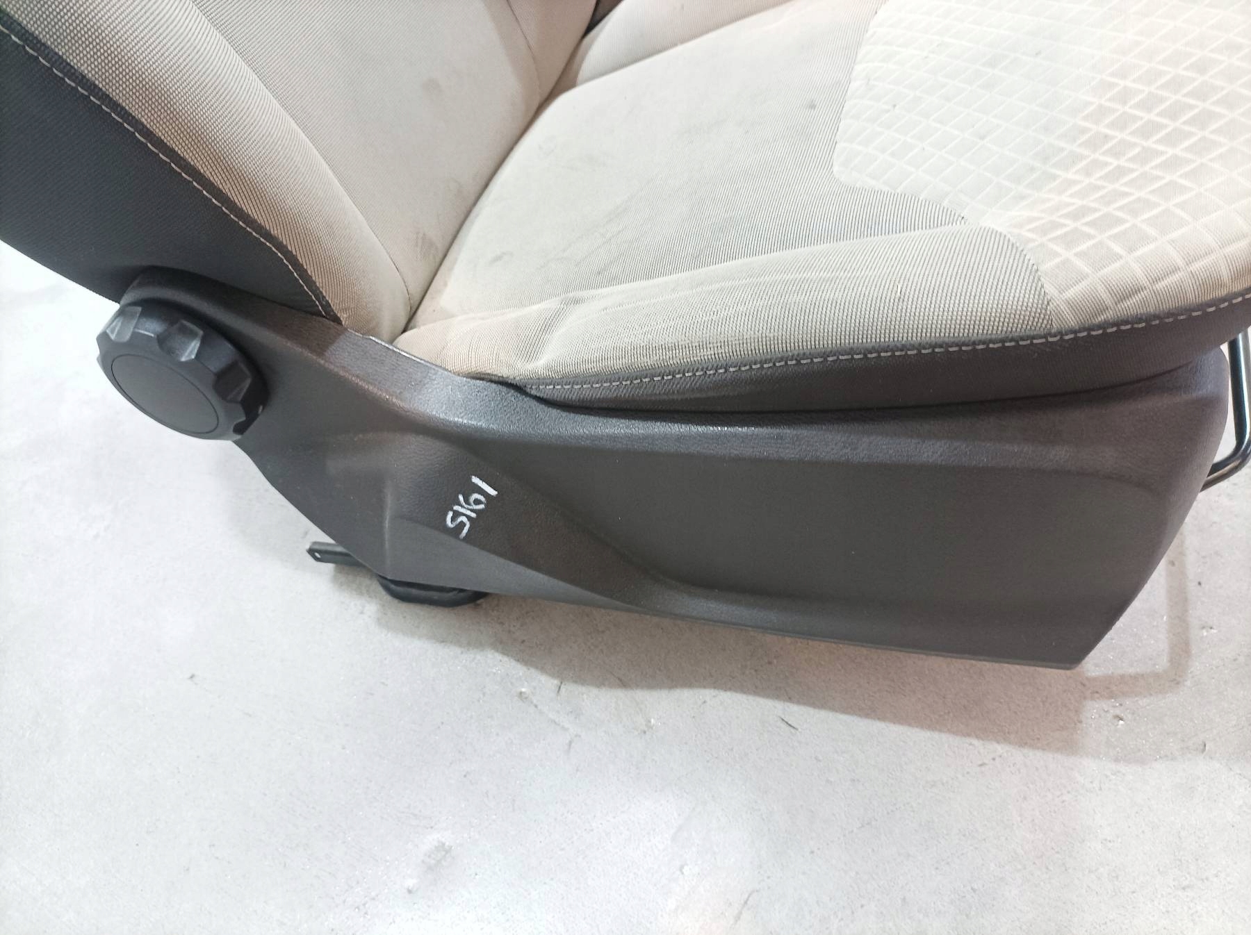 seats front rear part KOMPLET EU Ford Tourneo Courier and (2014- )