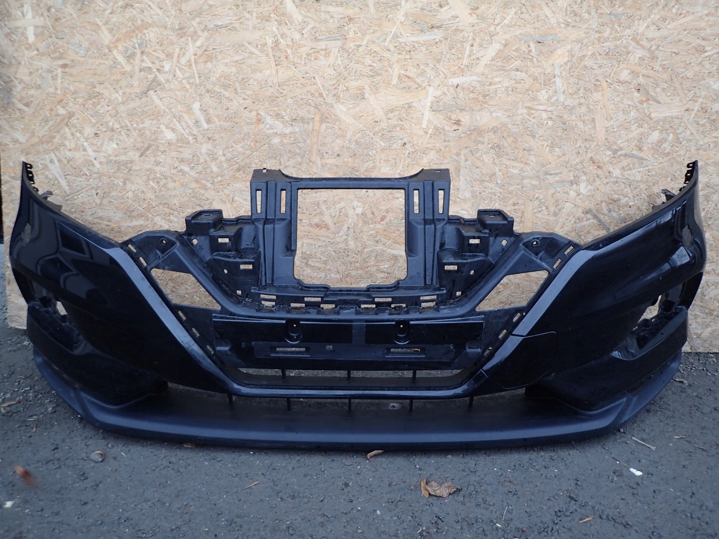 bumper front front NISSAN QASHQAI 2 II J11 LIFT