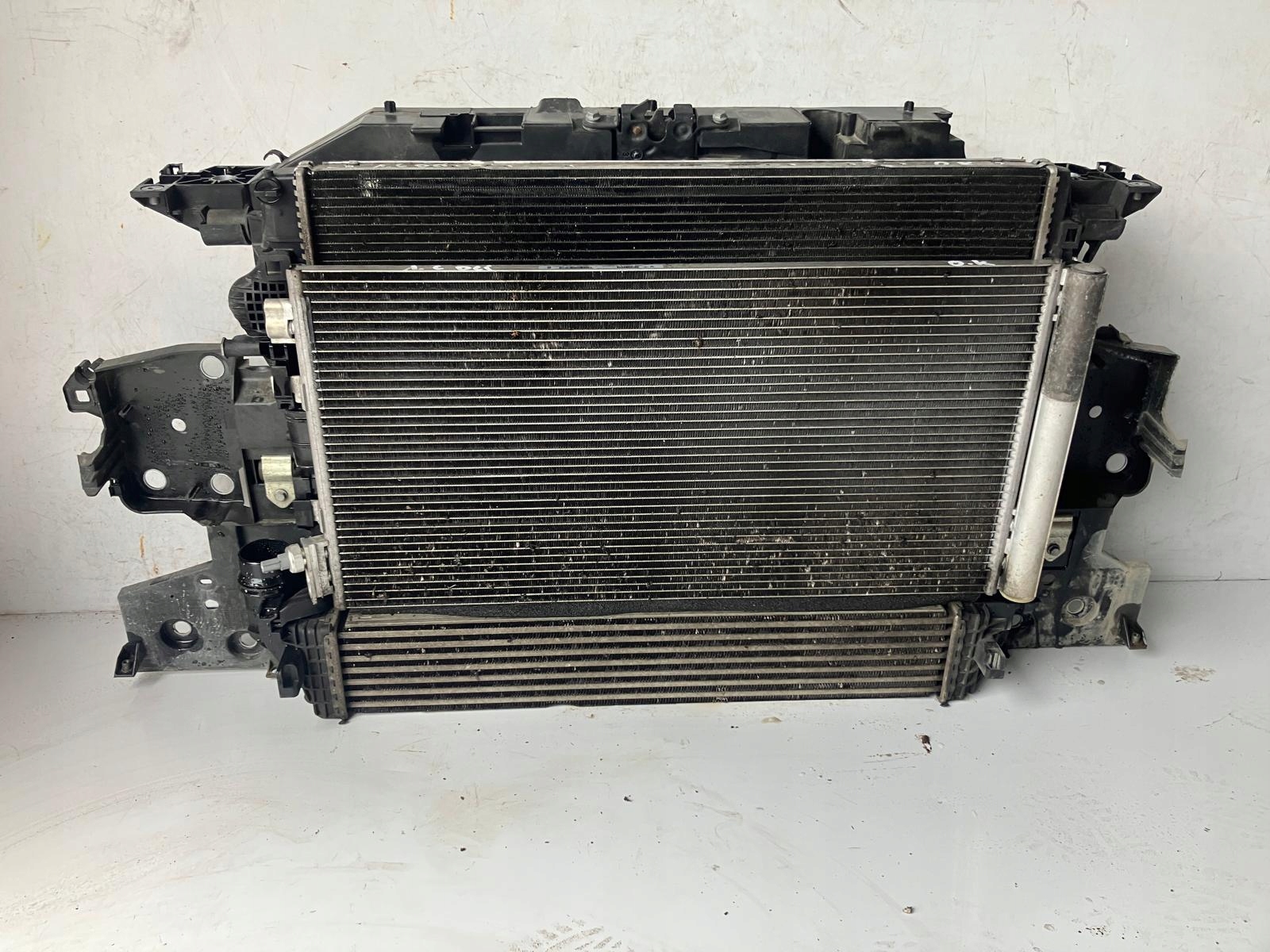 support panel for radiators radiator RENAULT SCENIC III LIFT 1.6 DCI