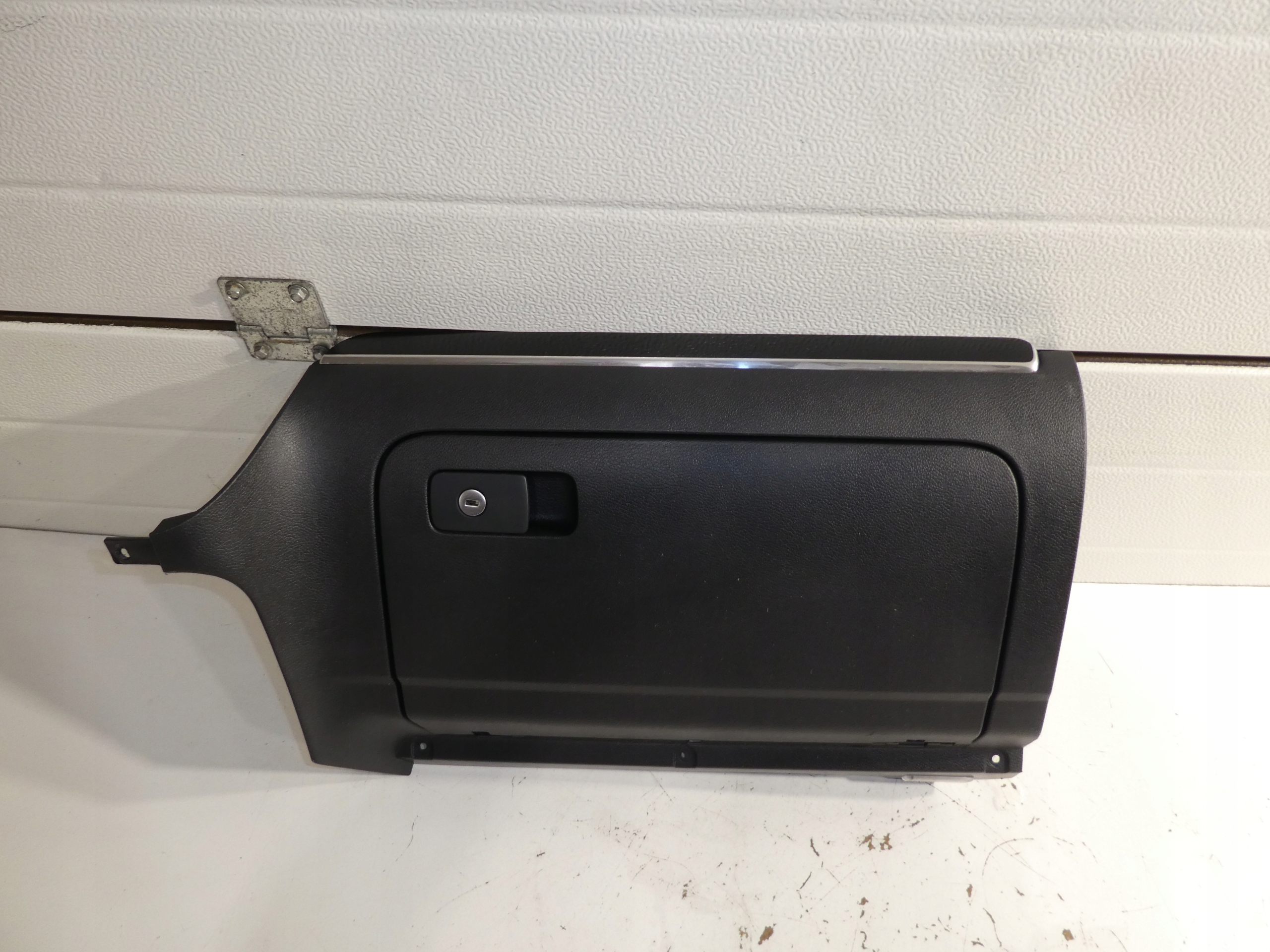 VW GOLF VI passenger compartment 1K1857290E moulding DEKOR GTI GTD