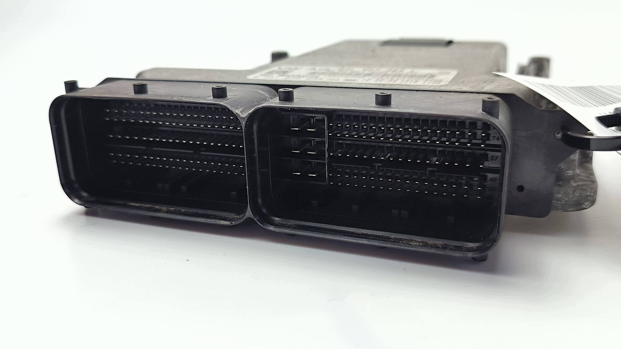 ordinateur moteur ECU 04L907309L AUDI A4 B9