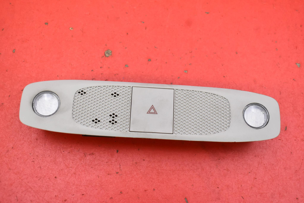light lighting of the interior front P1506820-20-E TESLA MODEL Y 20