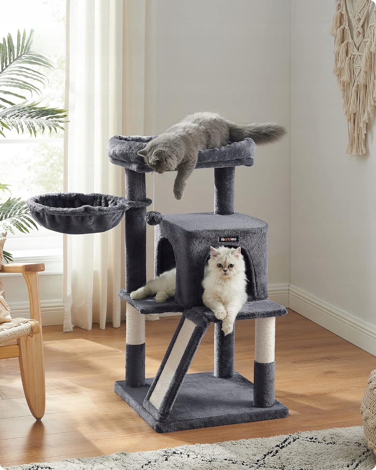 Levně Škrabadlo pro kočky Feandrea šedé 3 úrovně 61-100 cm pelíšek