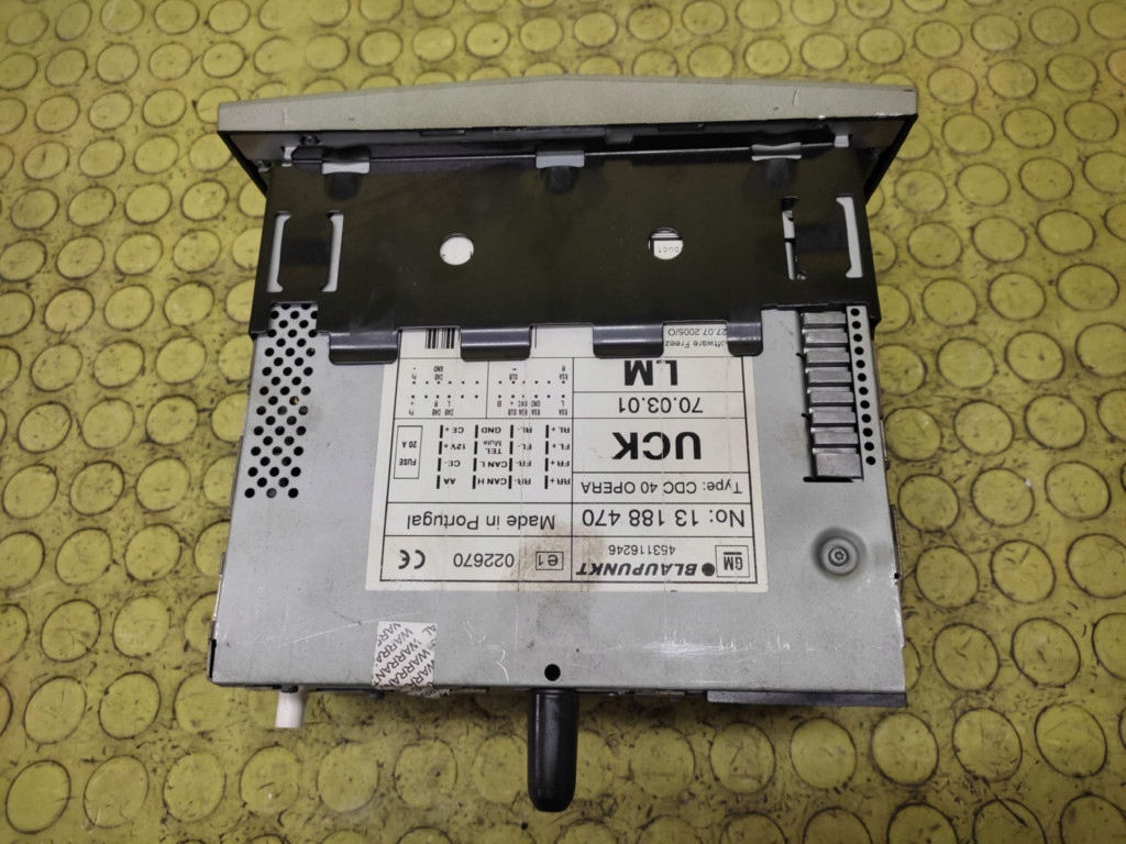 OPEL ASTRA H RADIO 13188470
