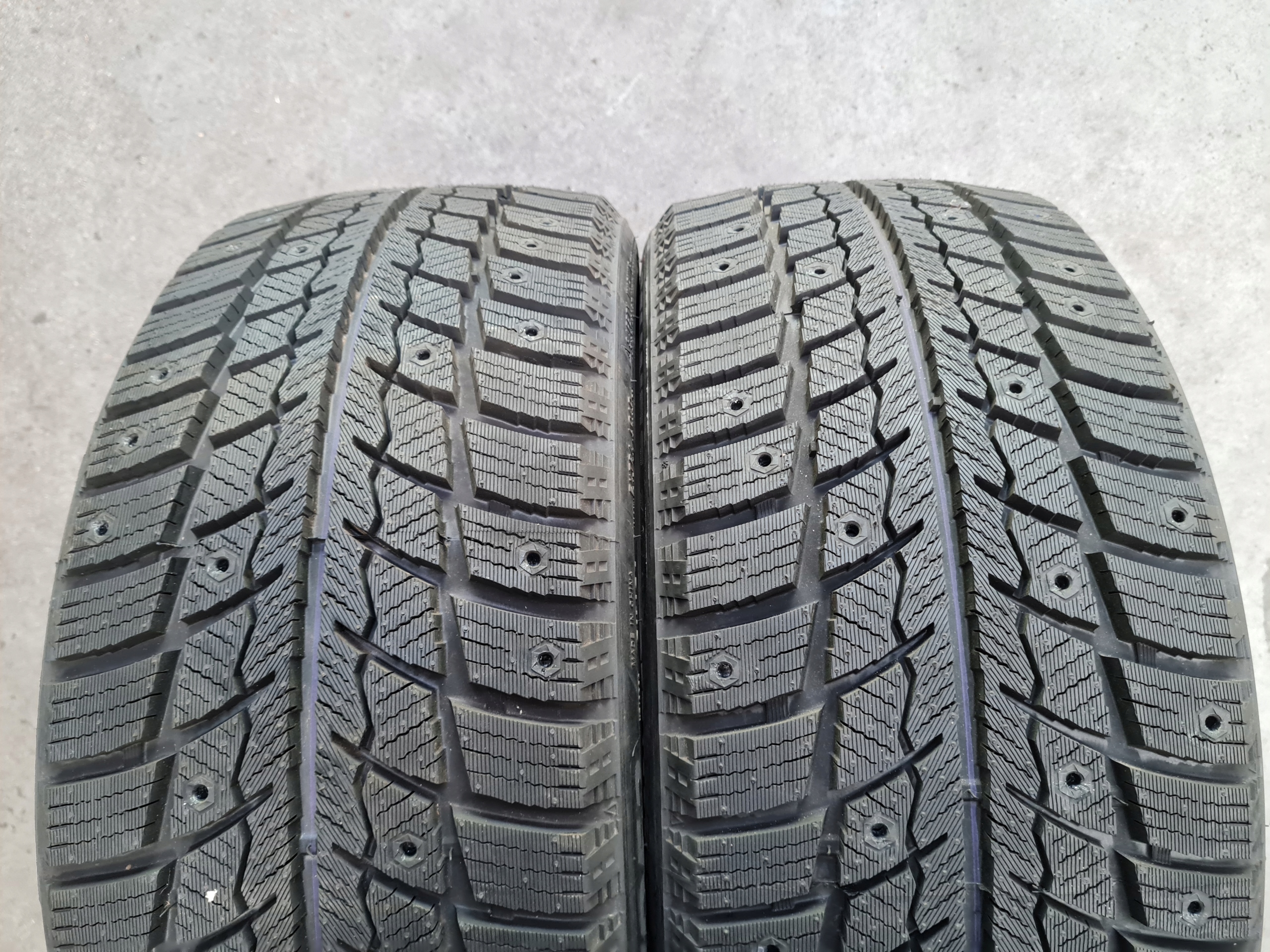 2x Delinte Winter WD52 225/40R18 Nové 2022