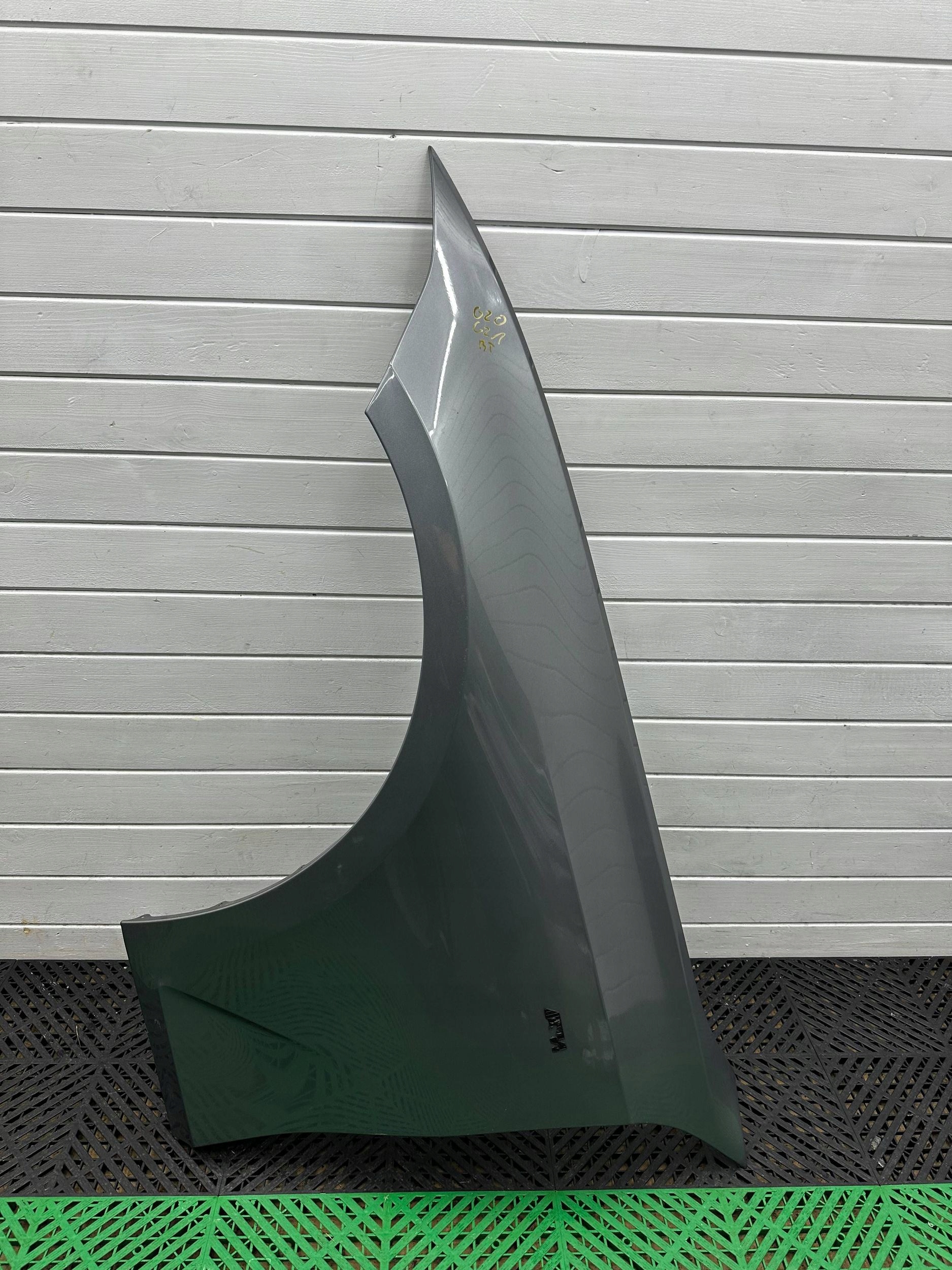 fender front side left BMW 3 G20 G21 7419395