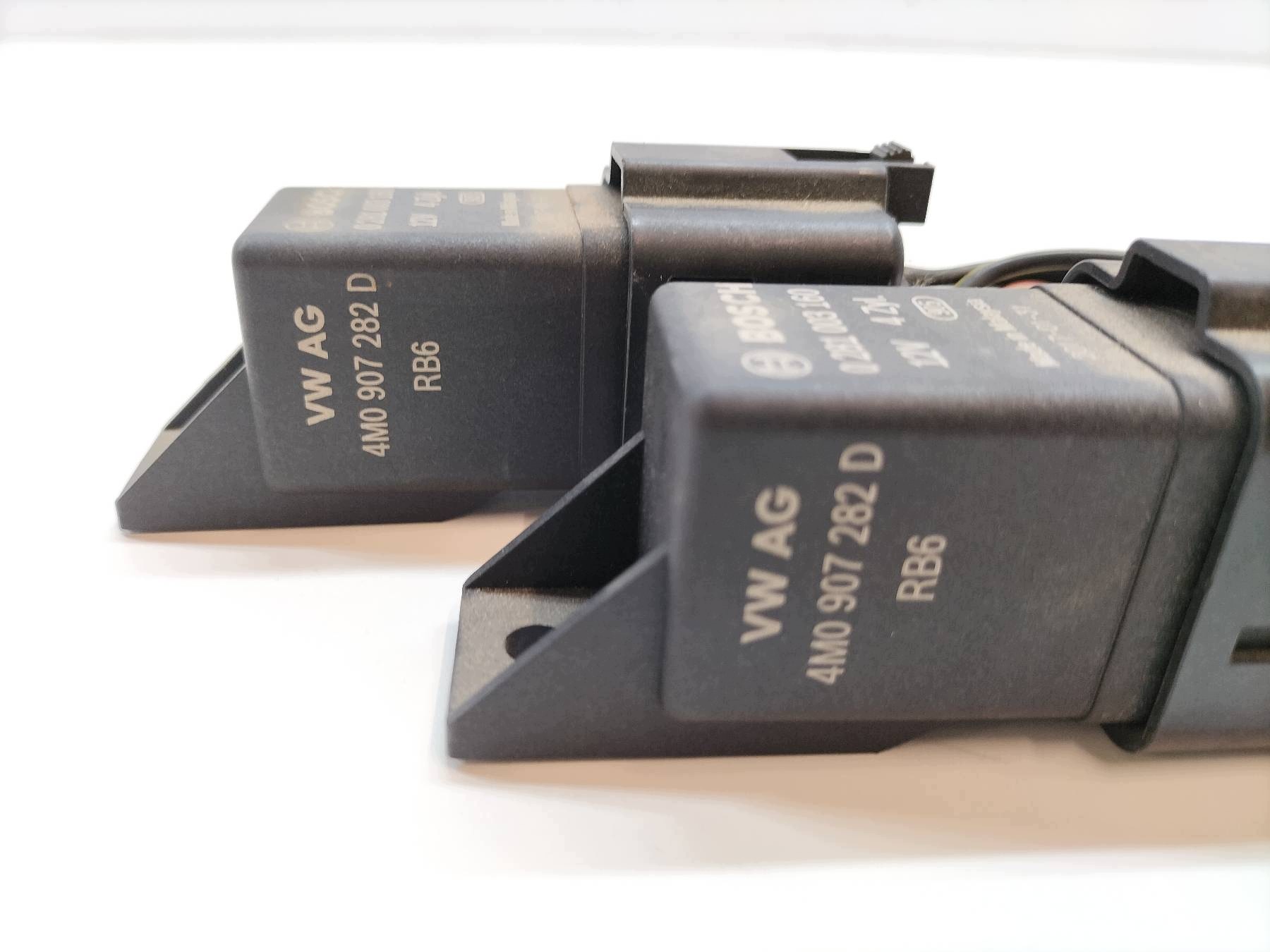 relay 4M0907282D 0281003160 Audi Q7 II (2015-2026) SQ7