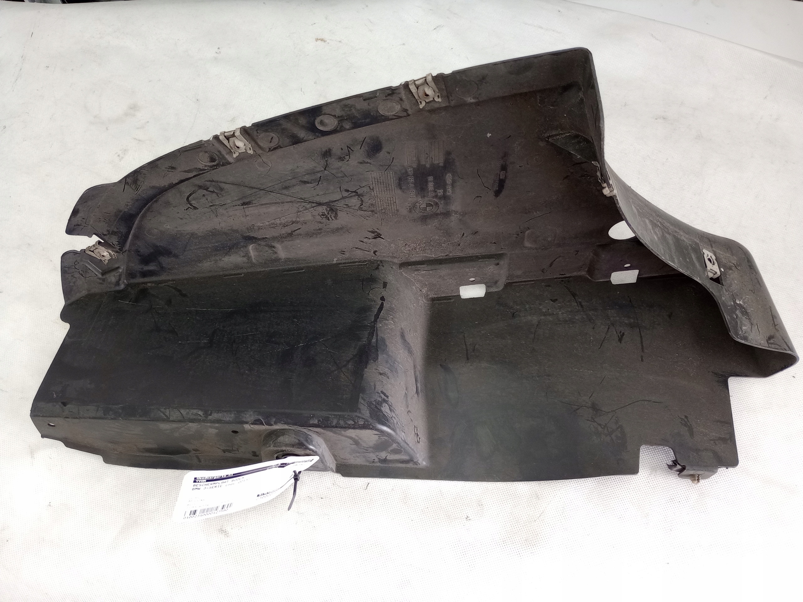 BMW SERIA 3 F30 31 2013 OSŁONA PODWOZIA LEWY TYŁ 7258047 EUROPA Numer katalogowy części 7258047