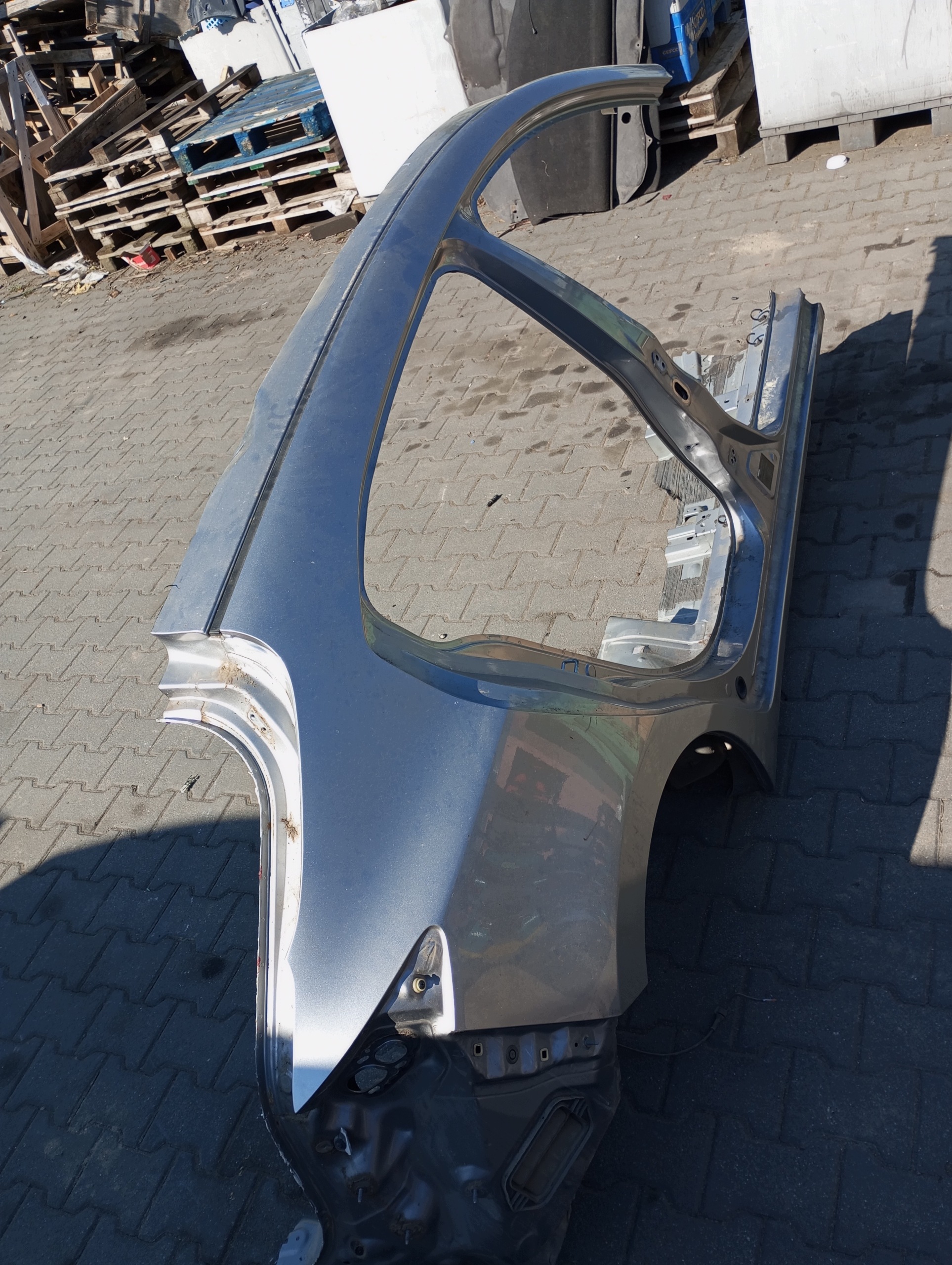 quarter right rear BOK CALY MAZDA 3 BM