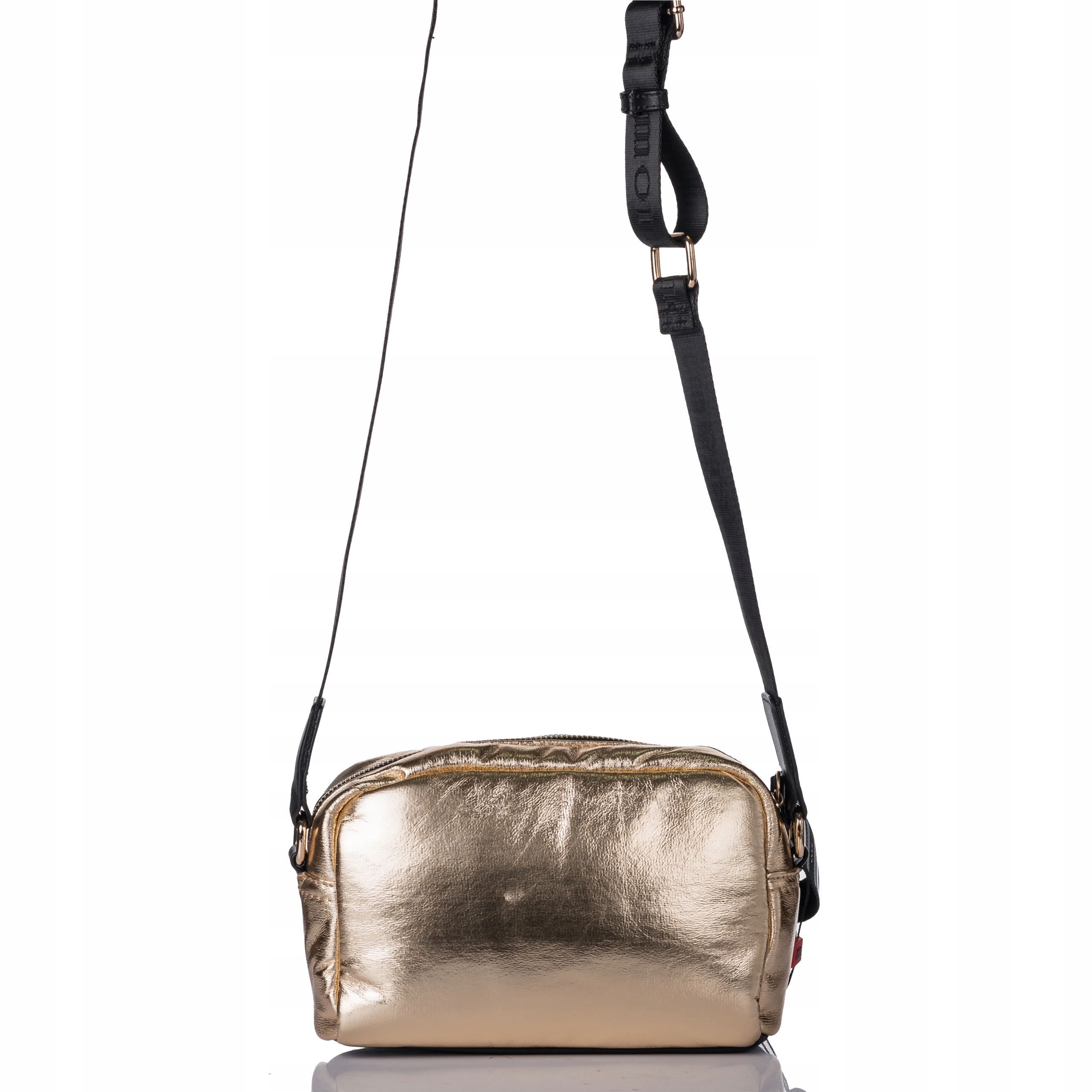 TOREBKA DAMSKA NA RAMIĘ LISTONOSZKA MONNARI Materiał dominujący skóra ekologiczna