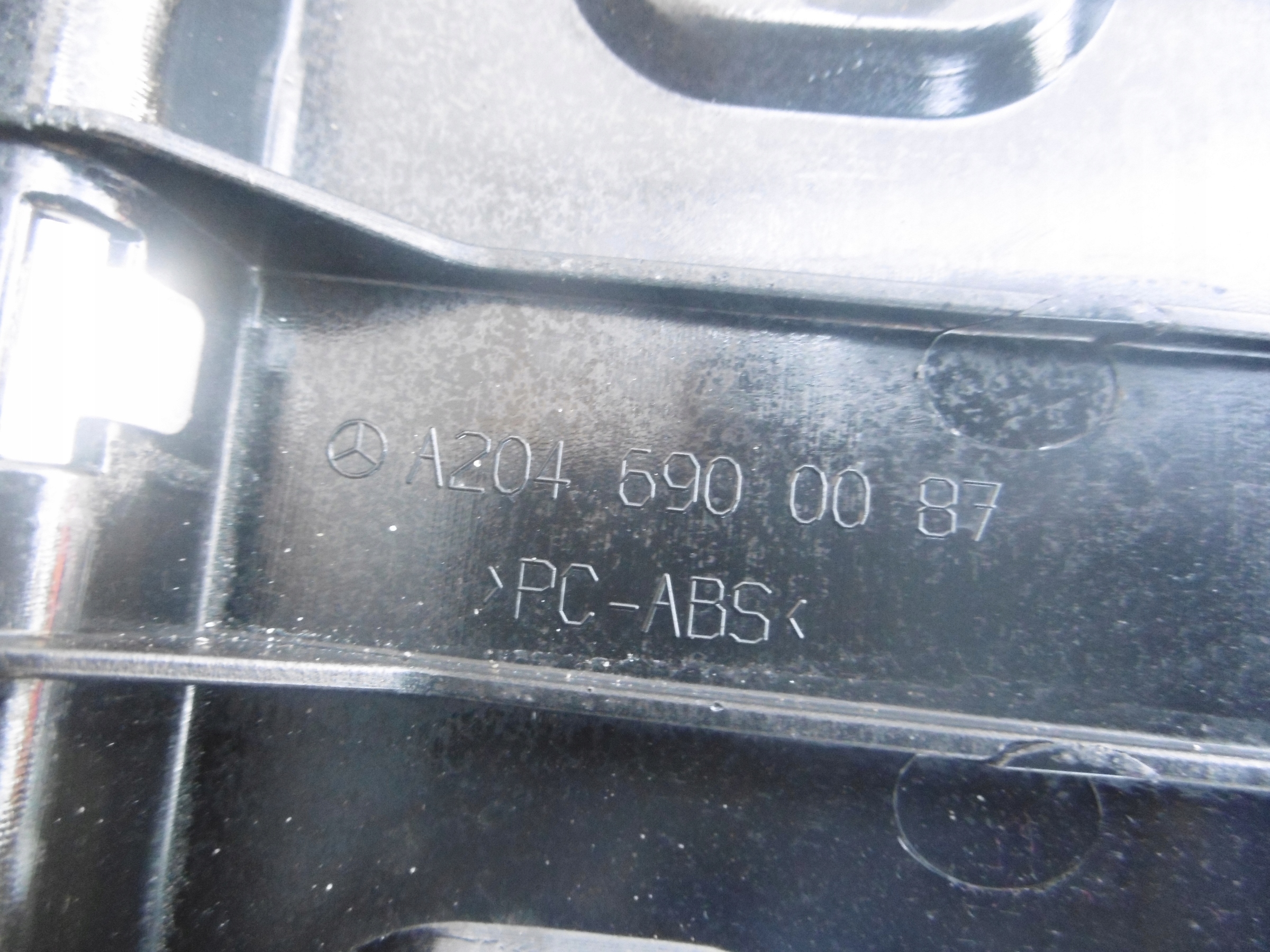 moulding cover boot KOMBI MERCEDES W204