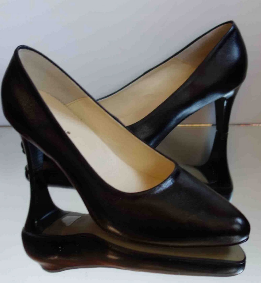 Skorzane czółenko tegość H na szeroką stopę 35 Rozmiar 35