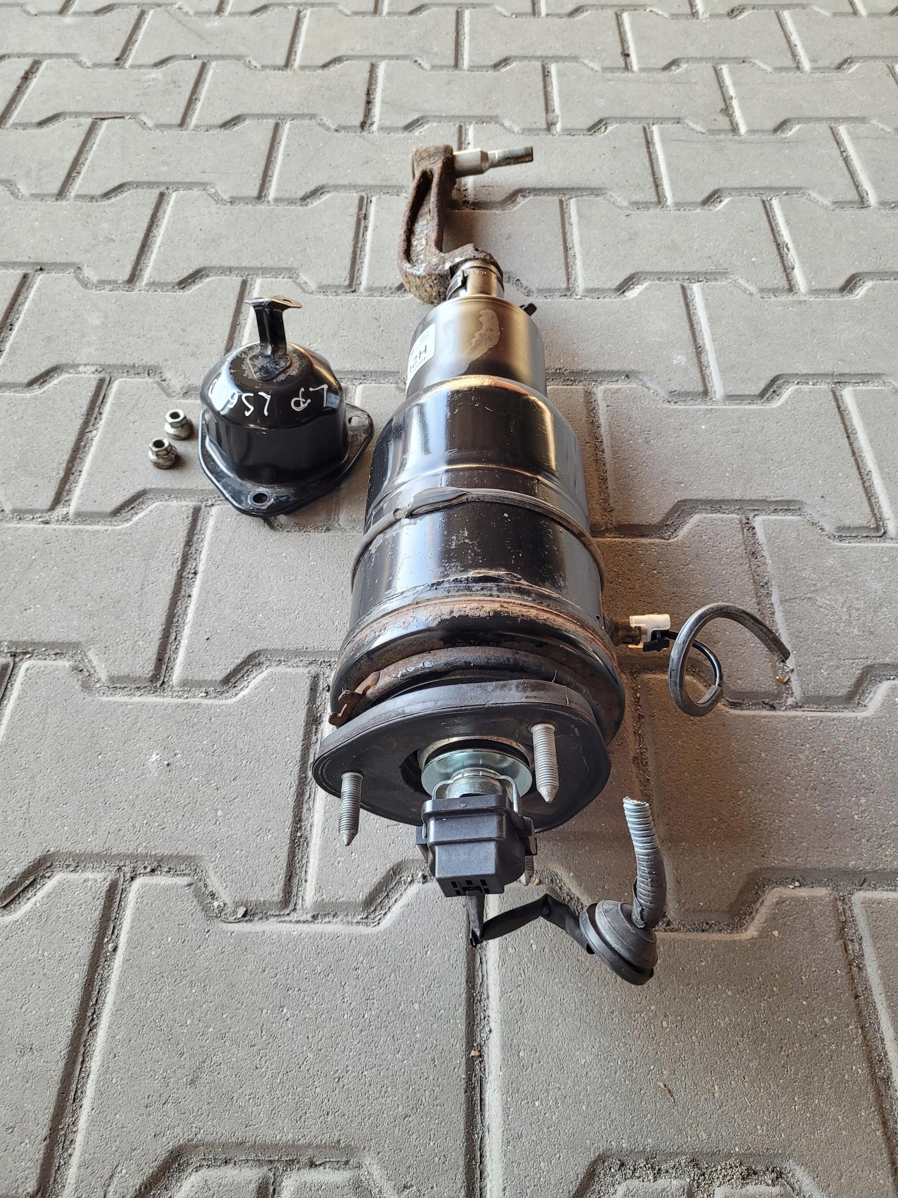 shock absorber front front MIECH left 4X4 LEXUS LS 460 600 LS460 LS600 IV