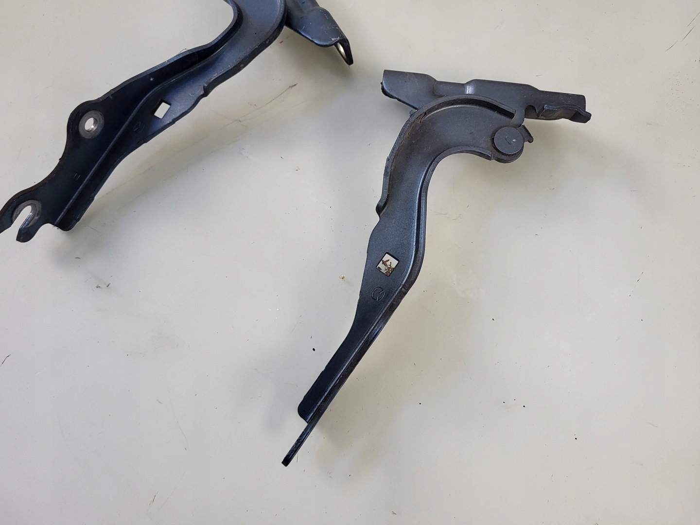 bonnet hinges hinge komplet front 42B MAZDA CX-5 and