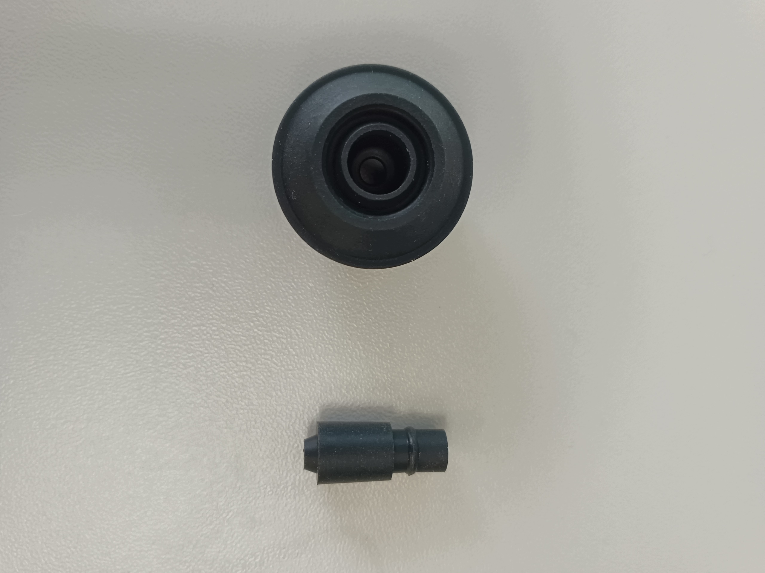 Uszczelka pary ze złączką w stopie żelazka CS-00121761 w urządzeniach Tefal
