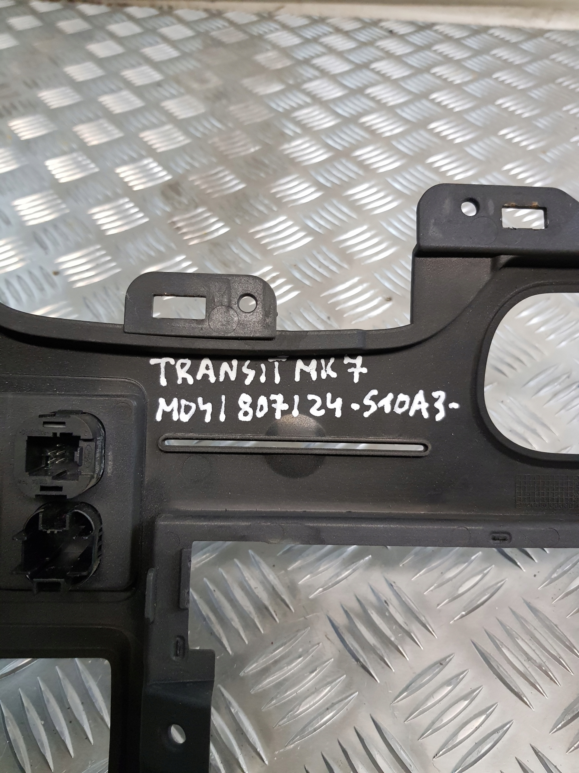 FORD TRANSIT MK7 console frame central+levers