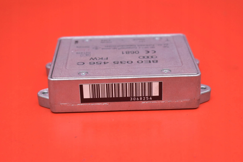 amplifier ANTENY 8E0035456C AUDI Q7 4L 05-09