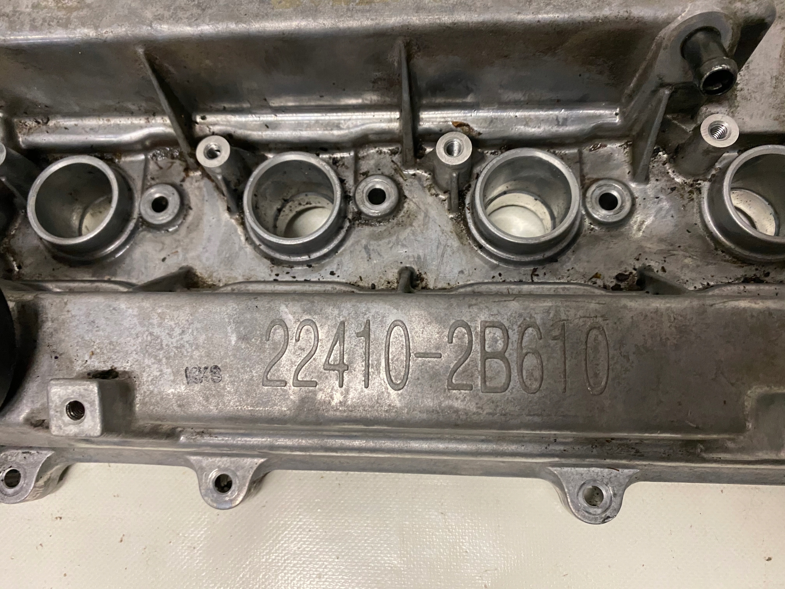 ABDECKUNG DER VENTILE HYUNDAI IX35 KIA SPORTAGE III 1.6 GDI