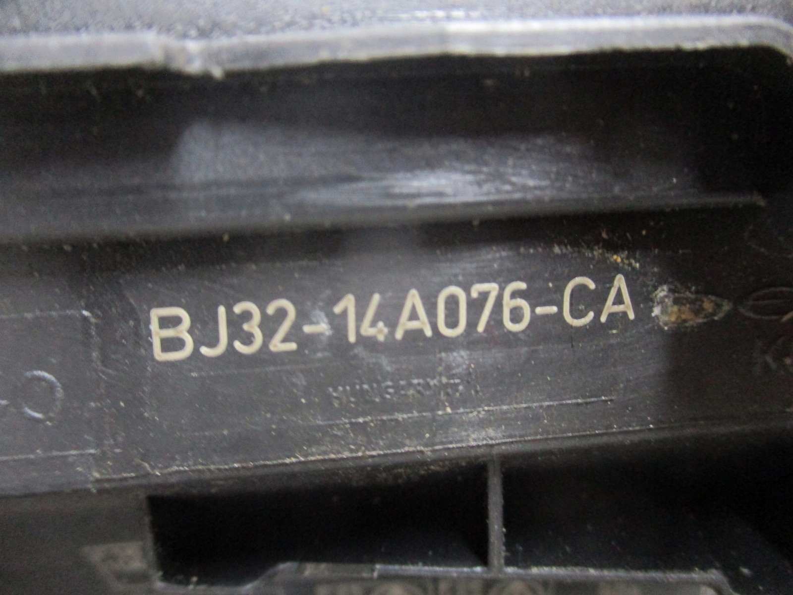 MODULE FUSIBLES COUVERCLE RANGE ROVER EVOQUE BJ32-14A076-CA