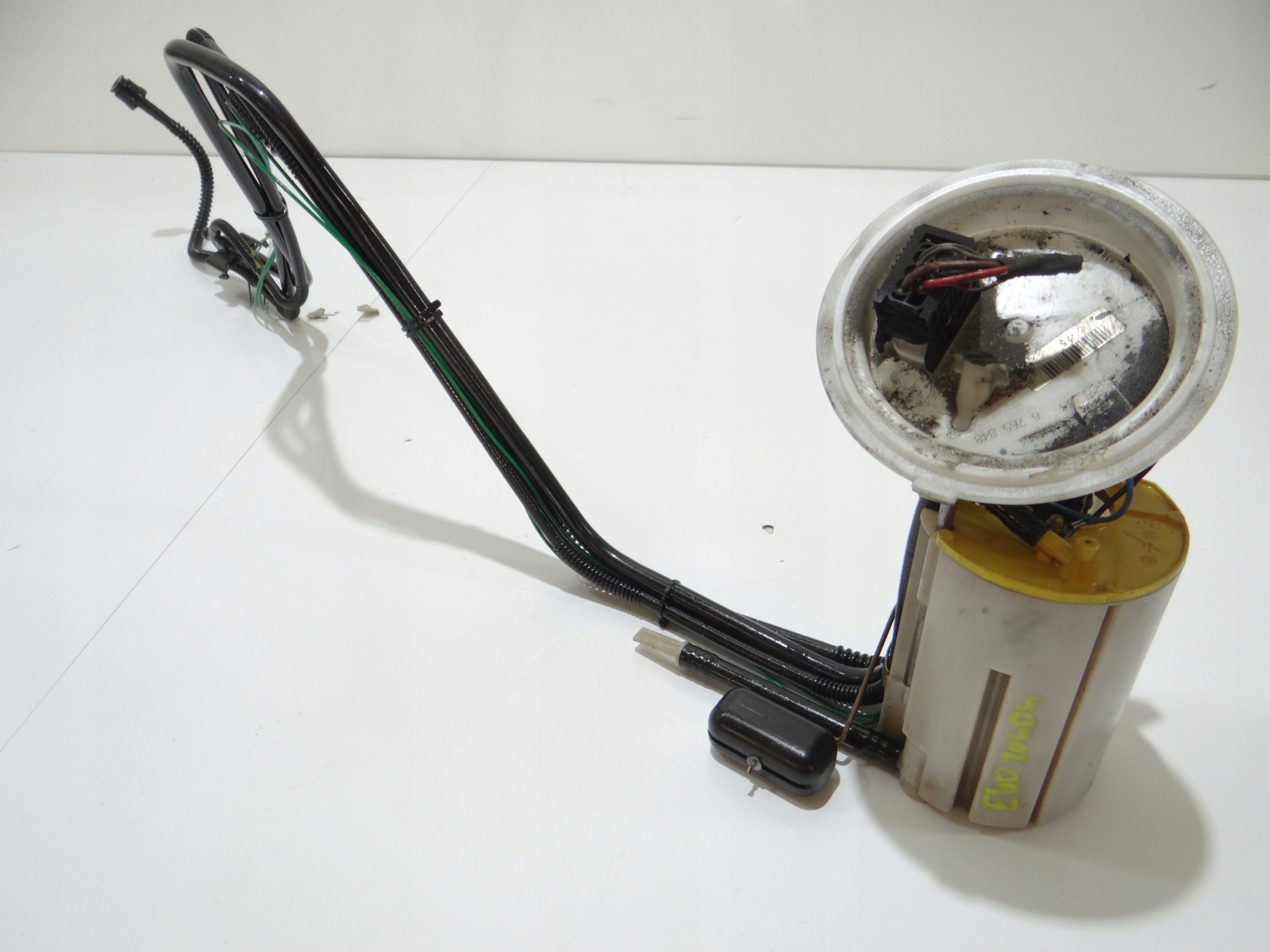 feed pump PLYWAK BMW E60 E61 204D4 OE 6765848 (4642002)