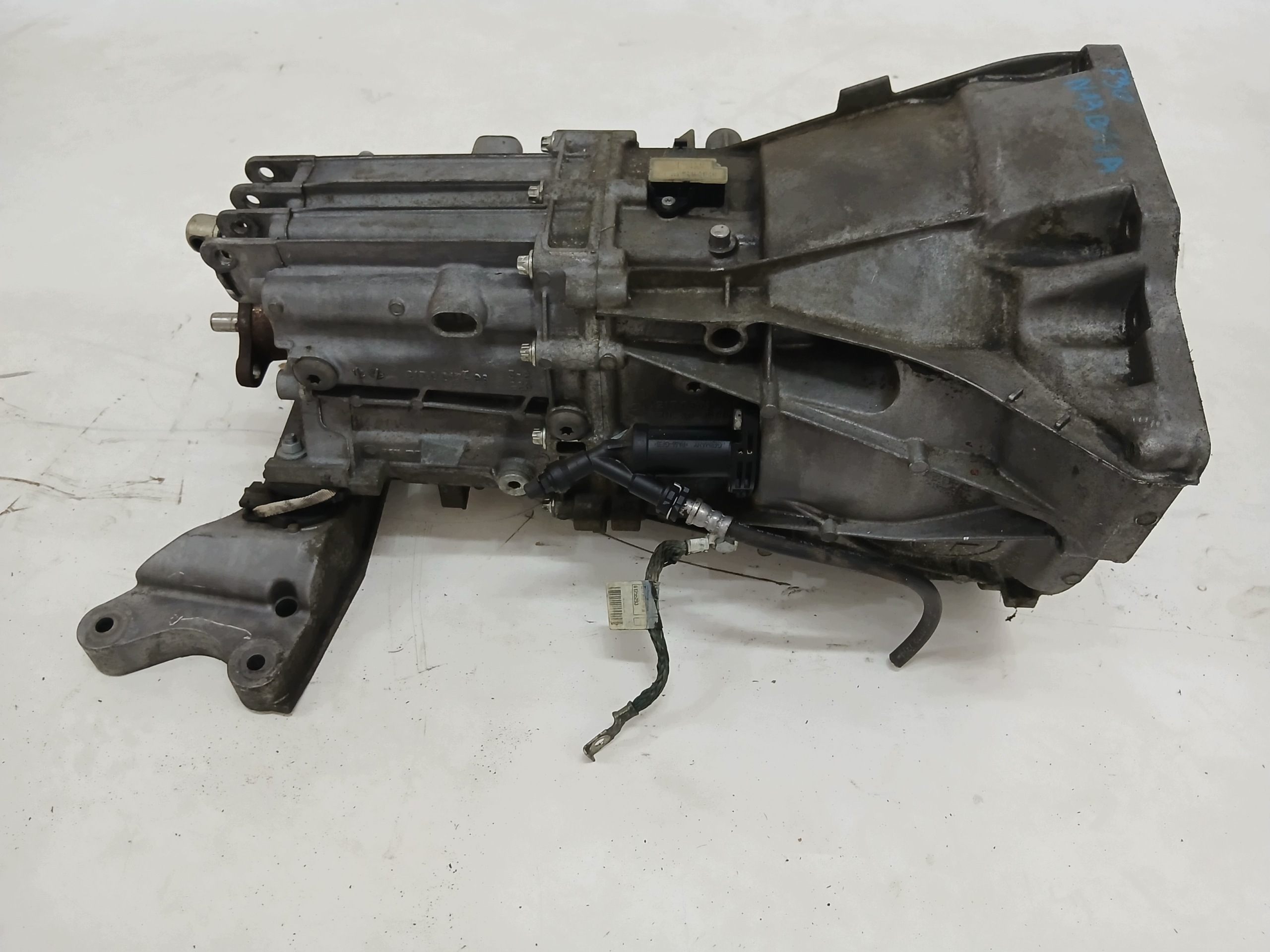 Getriebe BMW F30 N13B16A MANUAL BAV