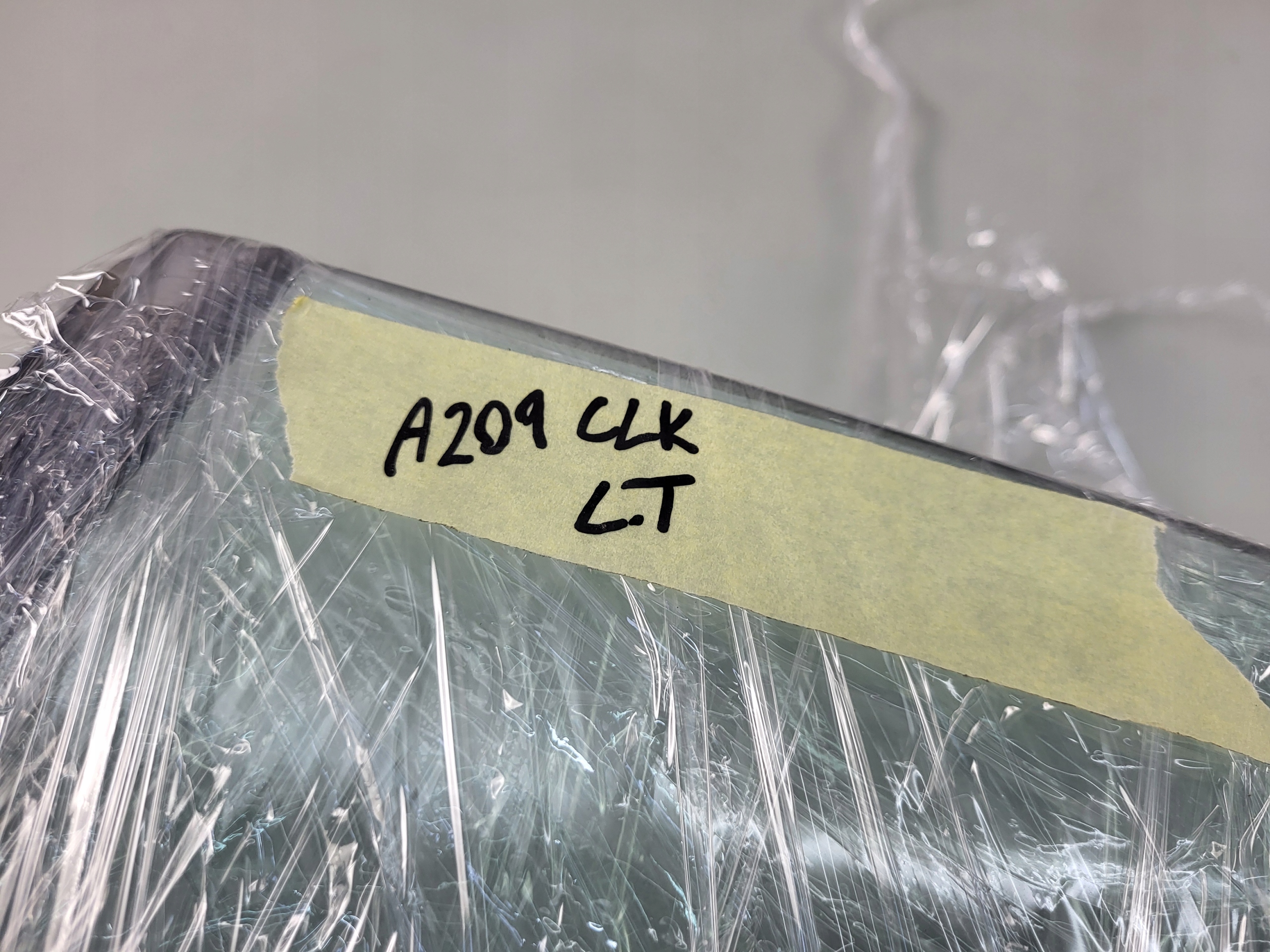 MERCEDES CLK A209 W209 CABRIO window left rear part left rear
