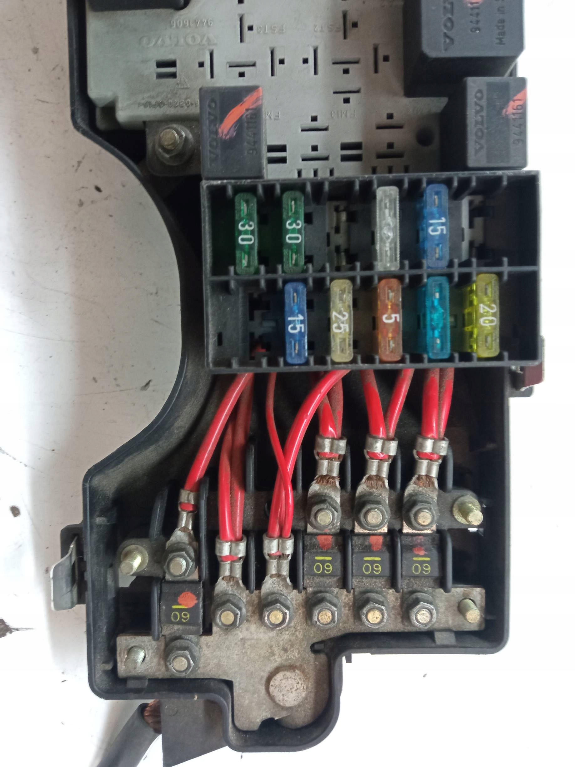Module fusibles 9441606 3.0 B 204KM Volvo S80 et (1998-2006)