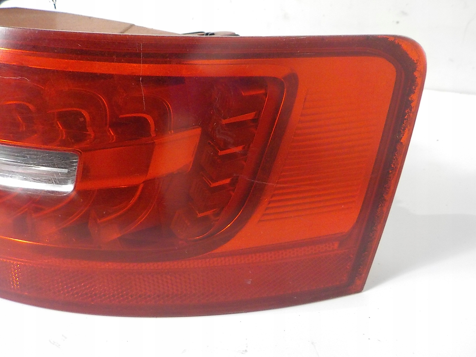 AUDI A6 C6 SEDAN LIFT LAMPA PRAWA TYŁ TYLNA Typ samochodu Samochody osobowe