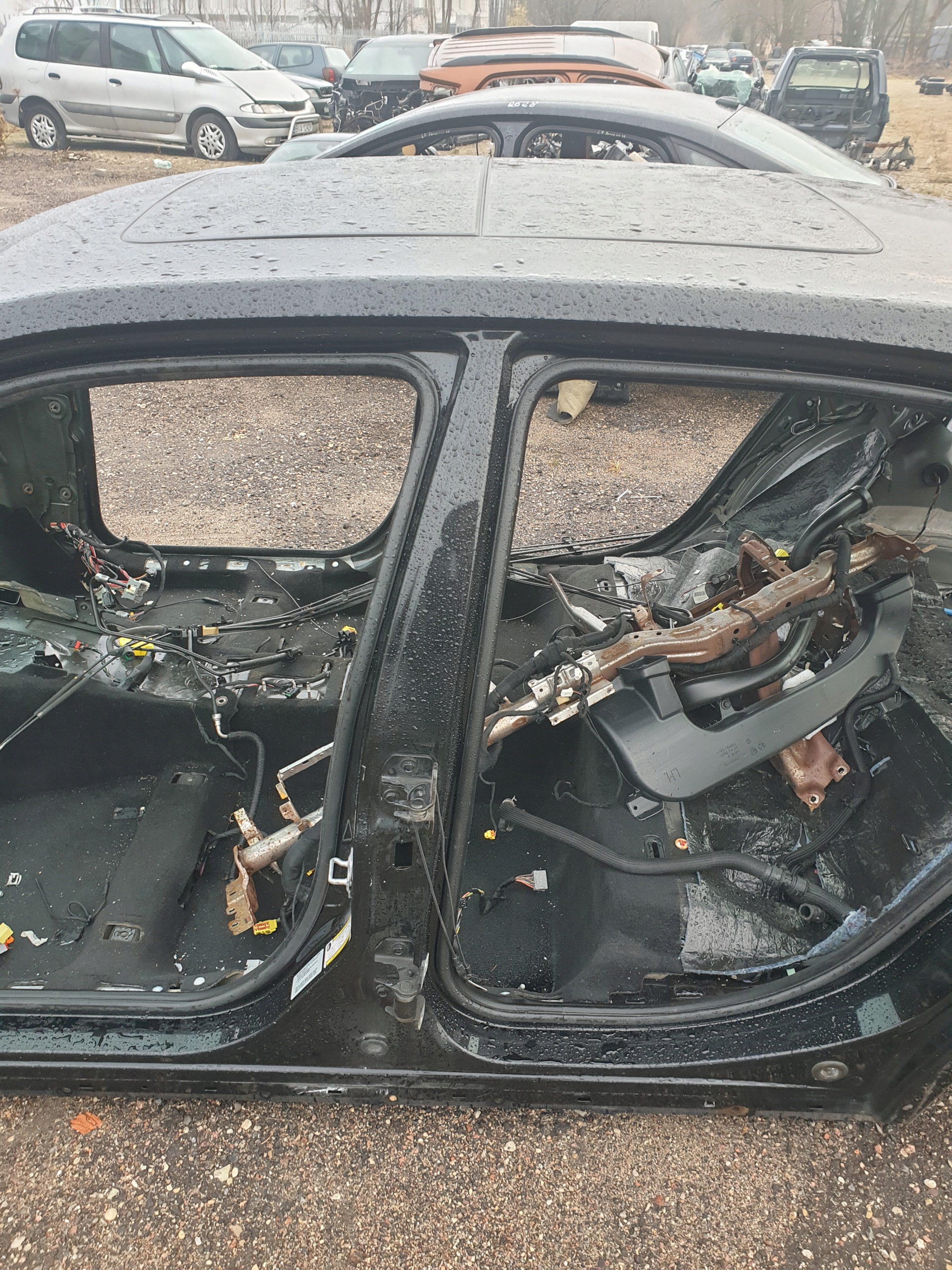 CHRYSLER 300C SŁUPEK LEWY PRÓG LEWY
