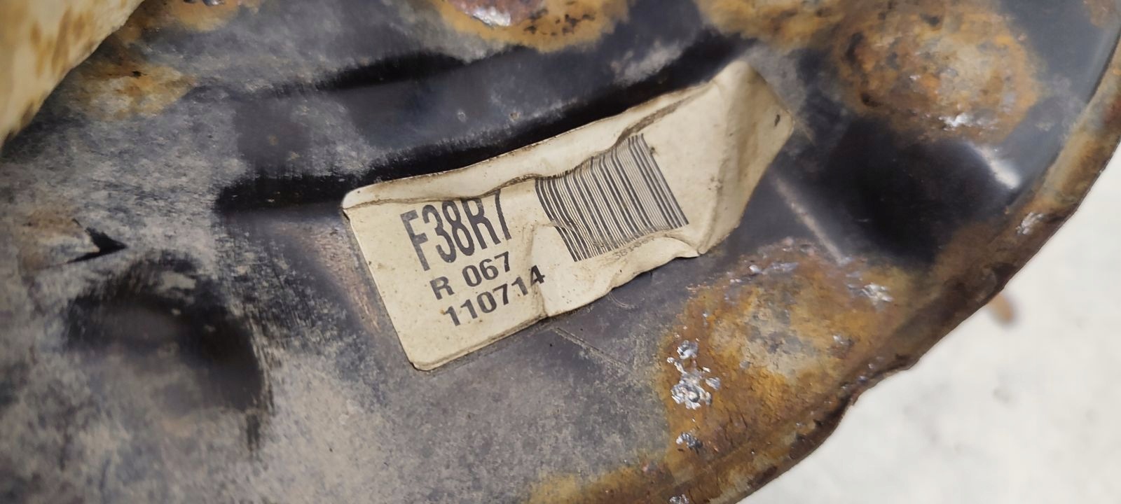 swing front front right Toyota Avensis T27 2,2 D4D