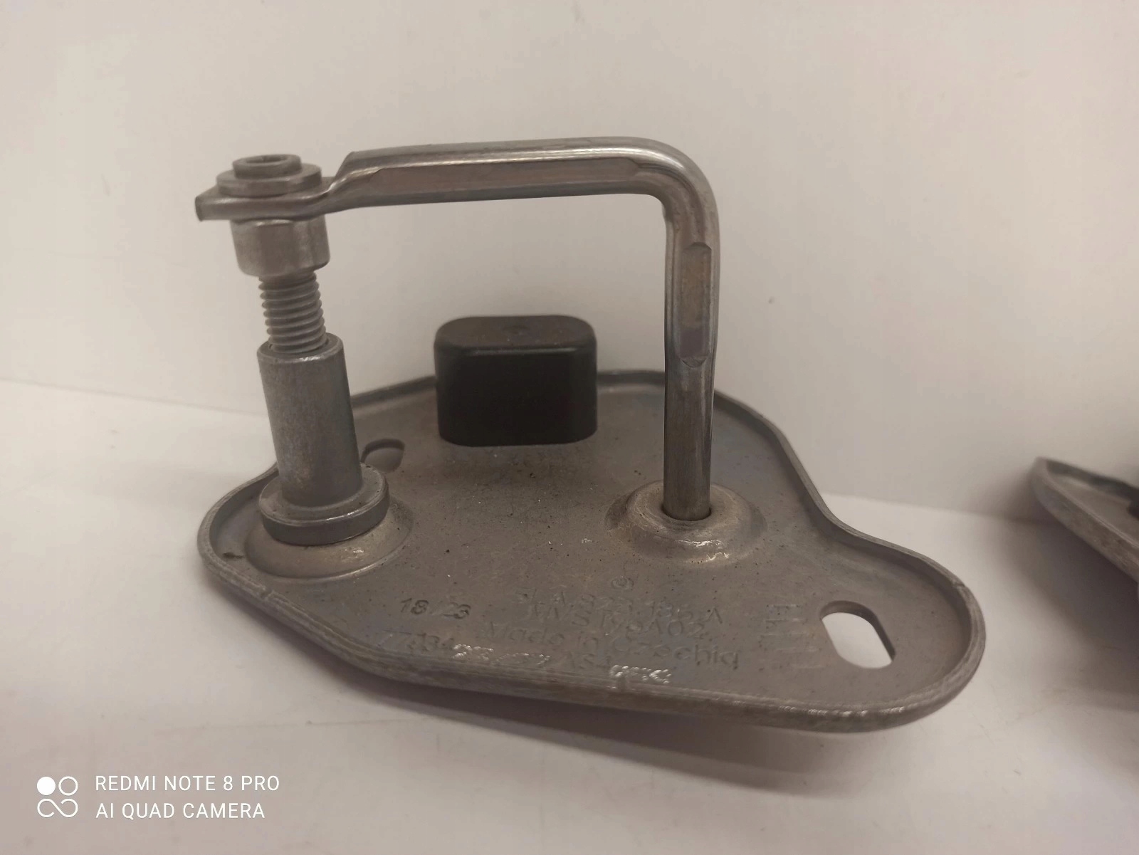 RYGIEL MASKI PRAWY LEWY SKODA ENYAQ Typ samochodu Samochody osobowe