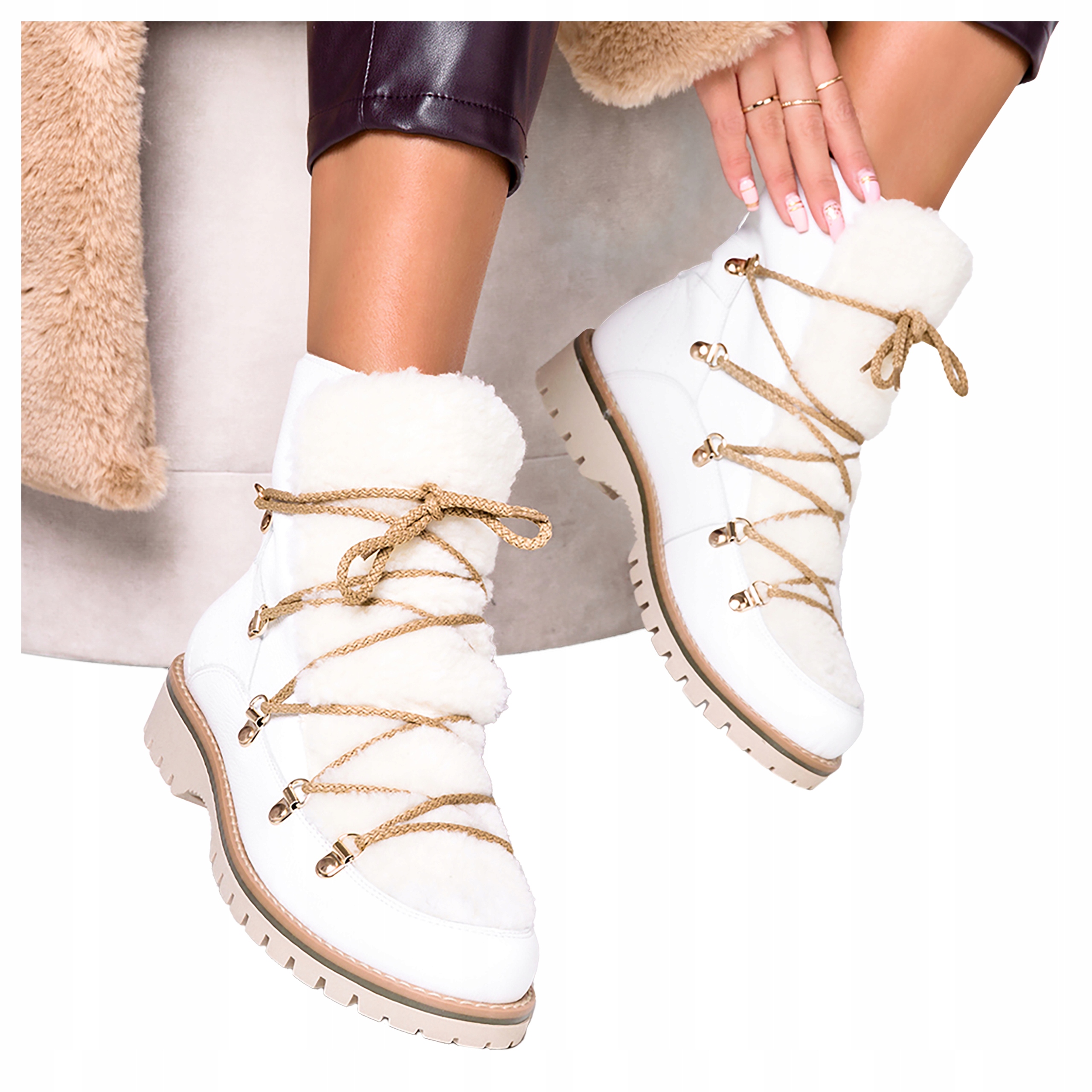 Sněhule Dámské Kotníkové Boty s kožíškem, Kožené, bílé, Polský Výrobek, velikost 37