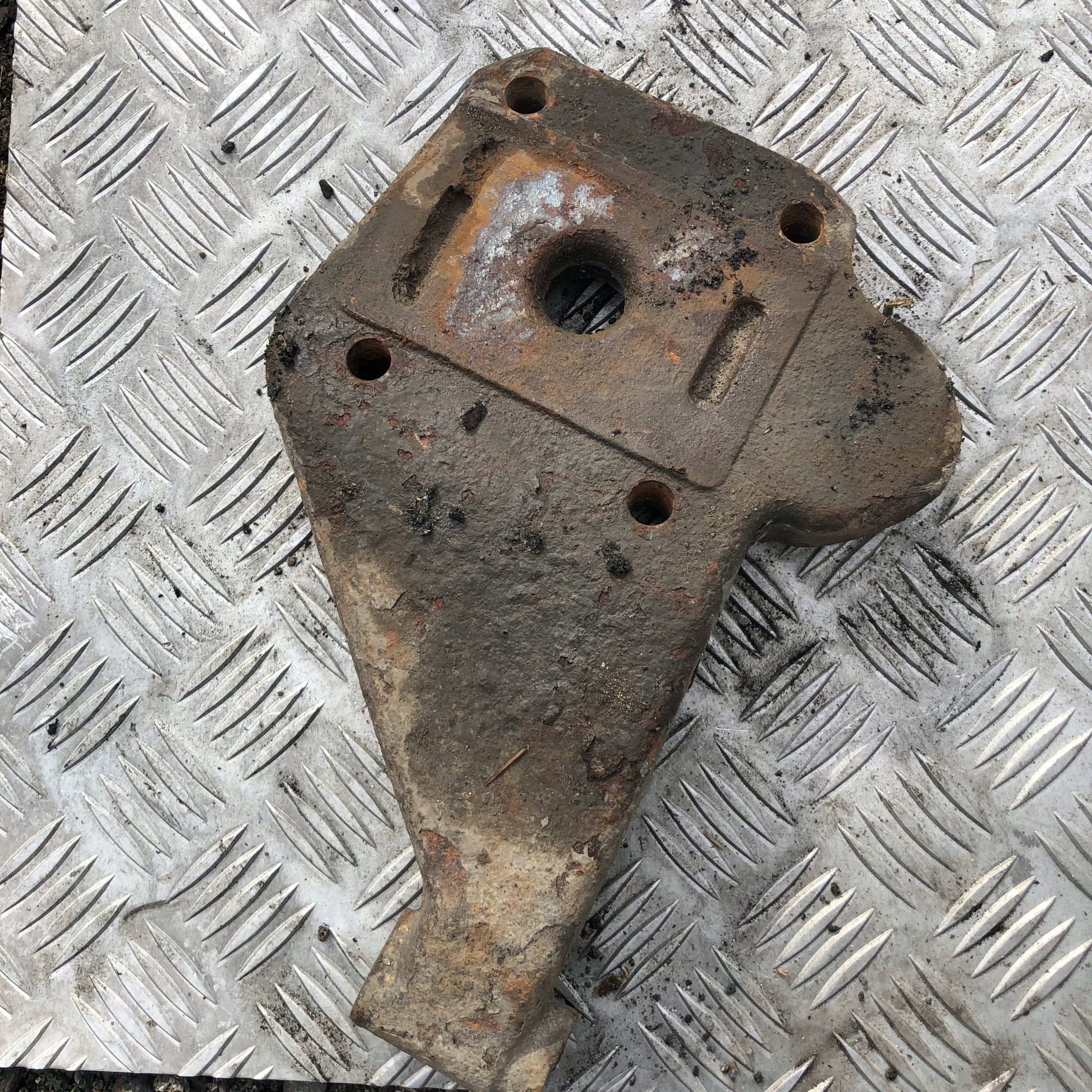 LAPA MOCOWANIE RESORA IVECO DAILY 500371285